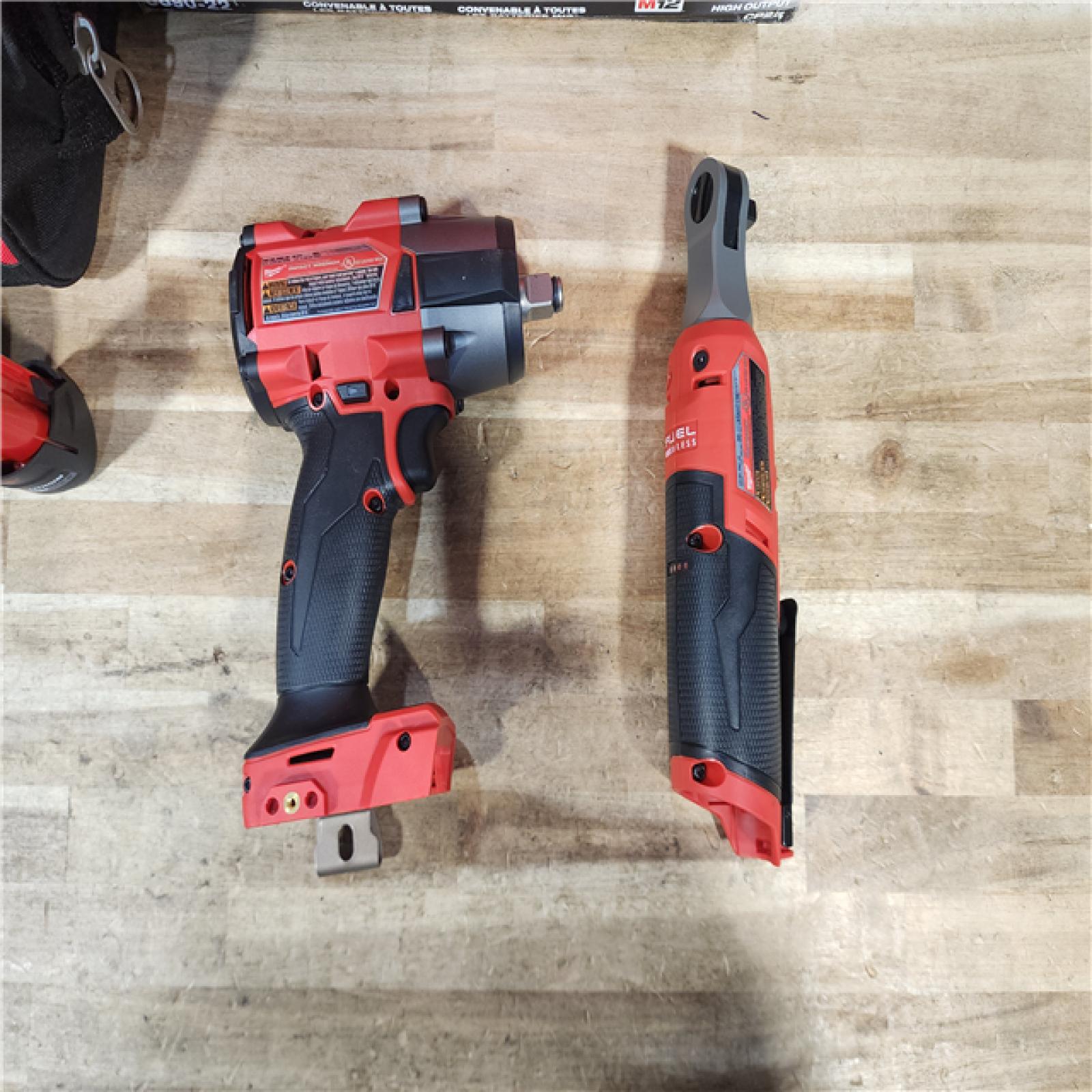 HOUSTON LOCATION - AS-IS (APPEARS LIKE NEW) Milwaukee FUEL 18V Cordless Mid Torque 1/2 in. Impact Wrench w/ M12 FUEL 3/8 in. Ratchet & Battery/Charger Combo Kit