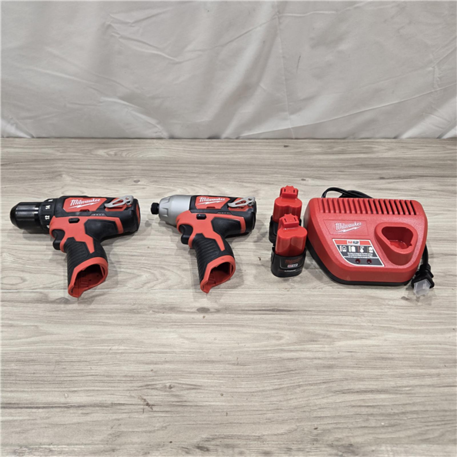 AS-IS Milwaukee 2494-22 M12 Cordless 3/8 Drill / Driver and 1/4 Hex Impact Driver Kit