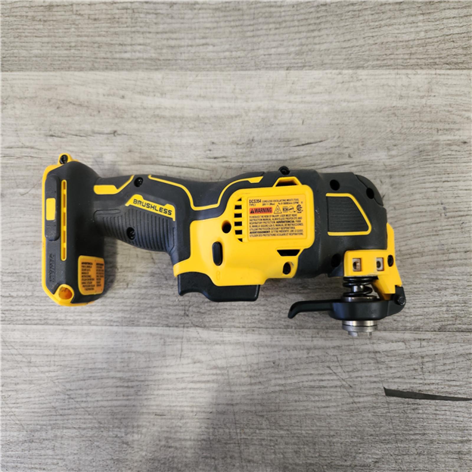 Phoenix Location DEWALT 20V MAX Cordless 5 Tool Combo Kit with 20V 2.0Ah & 5.0Ah Batteries and Charger