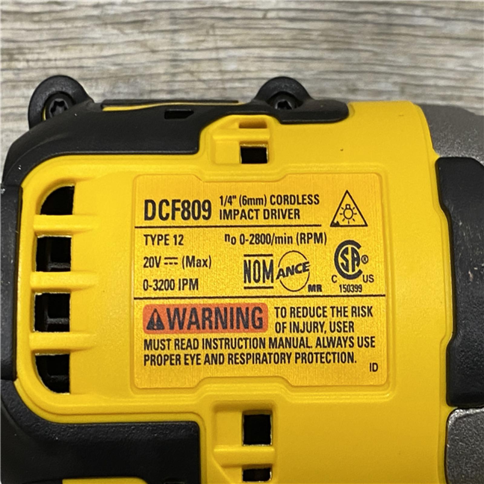 AS-IS DEWALT Atomic 20V Max Lithium-Ion Brushless Cordless Compact 1/4 in. Impact Driver Kit