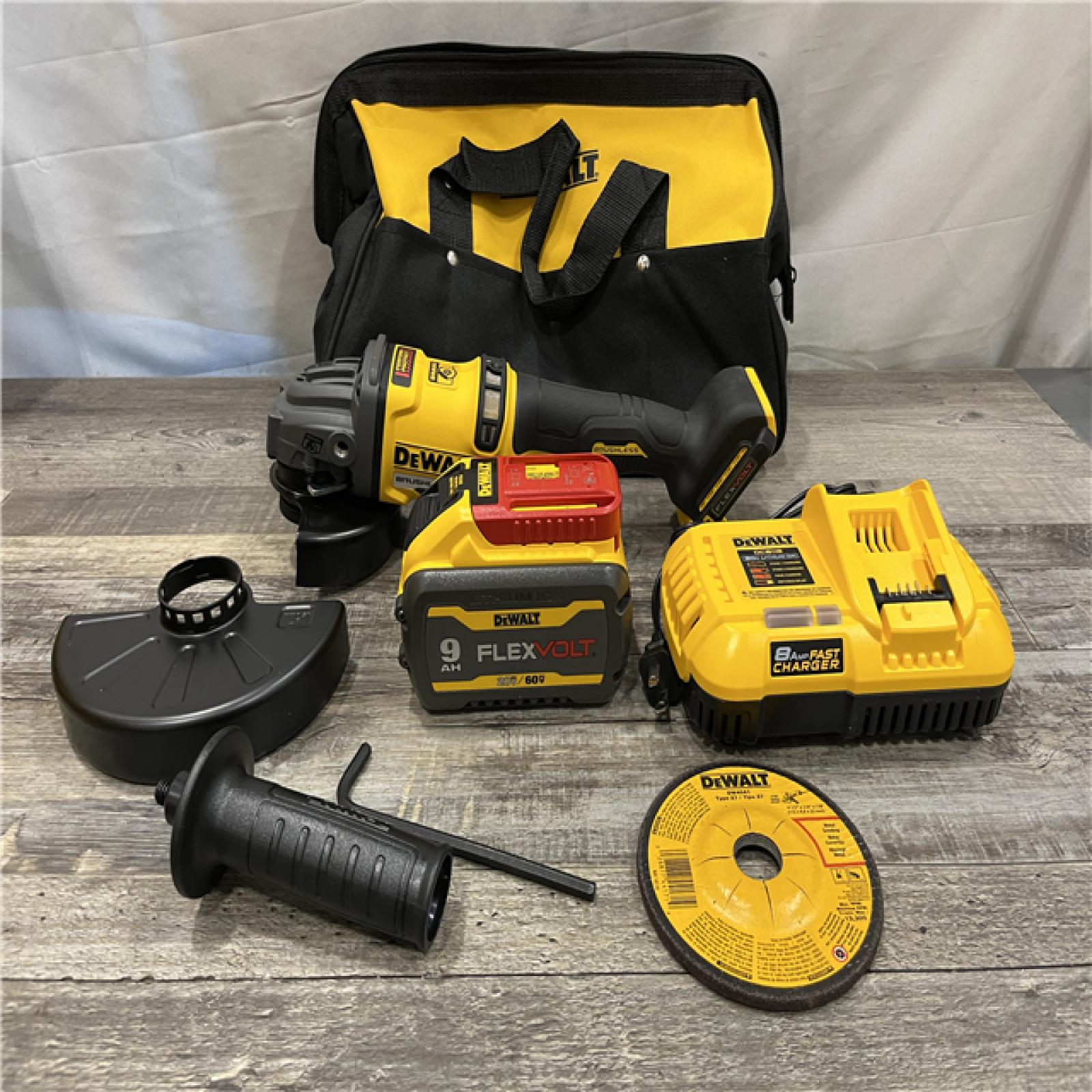 AS-IS DEWALT FLEXVOLT 60V MAX Cordless Brushless 4.5 in. - 6 in. Small Angle Grinder Kit