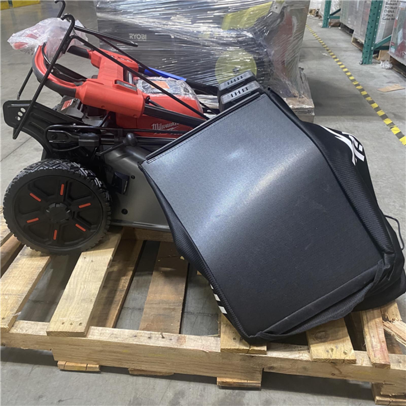 Dallas Location - As-Is Milwaukee 18 FUEL 21 Self-Propelled Dual Battery Mower Kit
