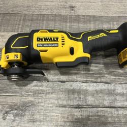 AS-IS DEWALT ATOMIC 20V MAX Lithium-Ion Cordless Brushless Oscillating Tool Kit
