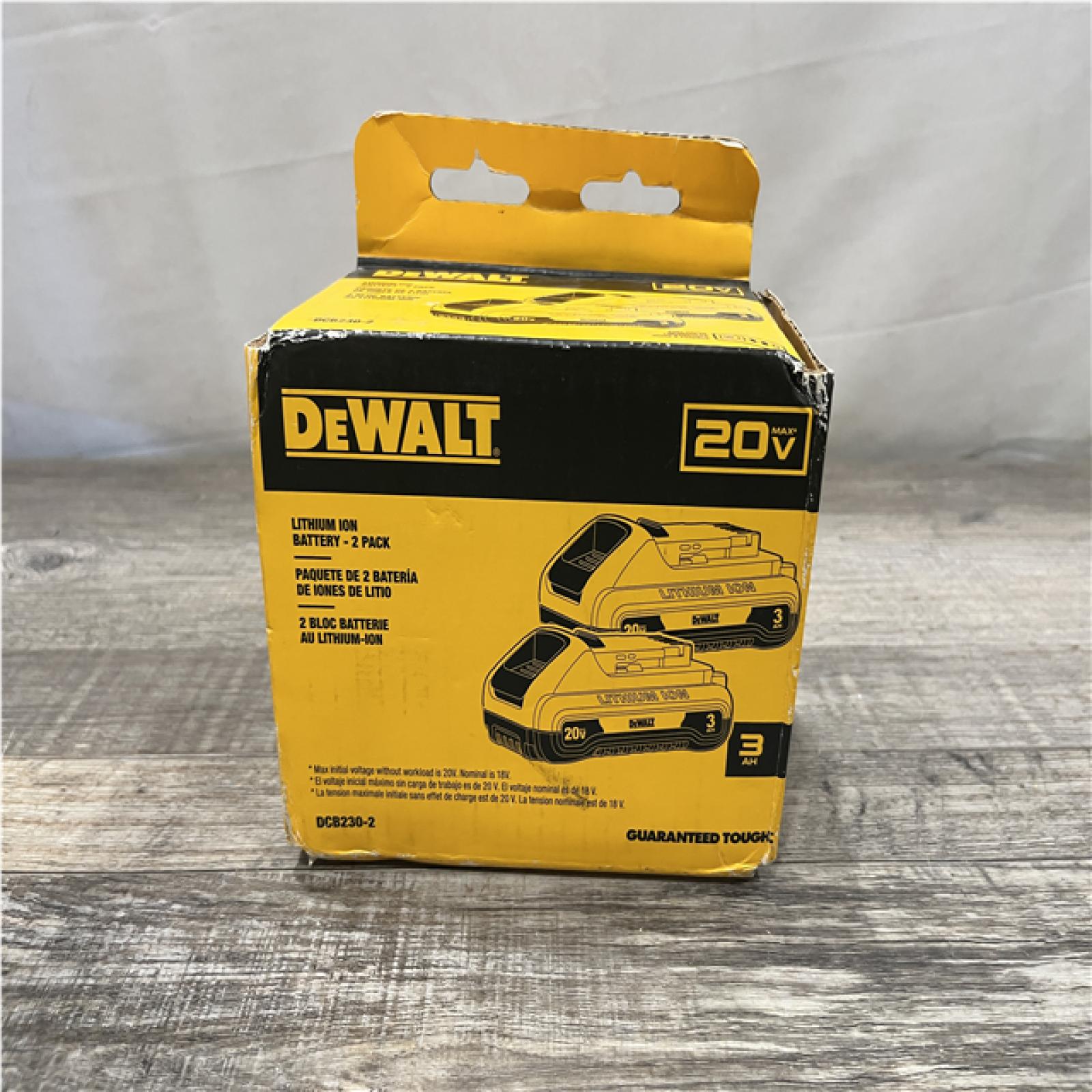 NEW - DEWALT 20V MAX Compact Lithium-Ion 3.0Ah Battery Pack (2 Pack)