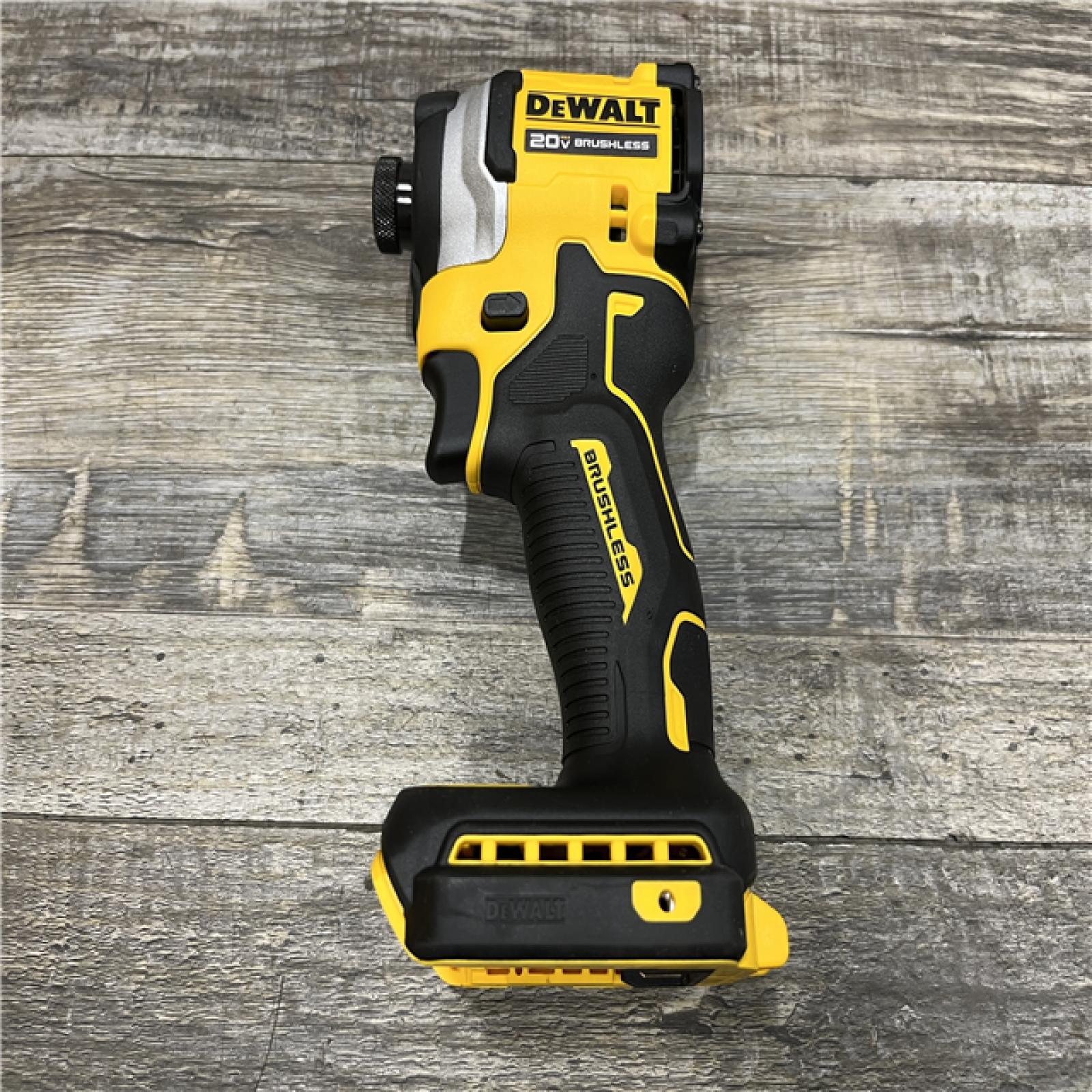 AS-IS DEWALT ATOMIC 20V MAX Lithium-Ion Cordless 1/4 in. Brushless Impact Driver Kit