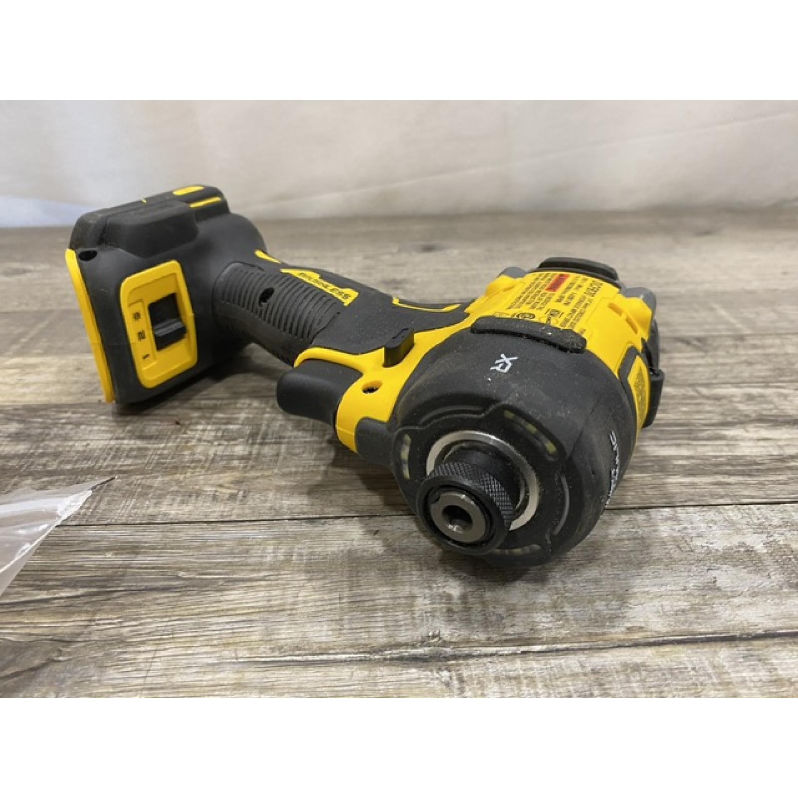 AS-IS DEWALT 20V XR Brushless Cordless 1/4 in. Quiet Hydraulic Impact Driver (Tool-Only)