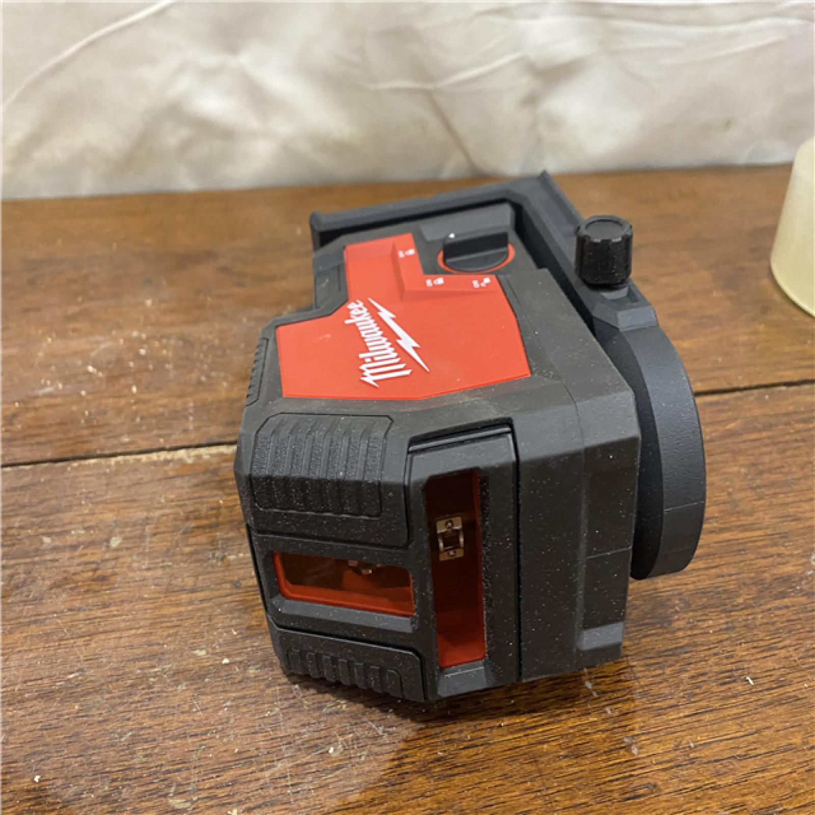 AS-IS 100 Ft. REDLITHIUM Lithium-Ion USB Green Rechargeable Cross Line Laser Level with Charger