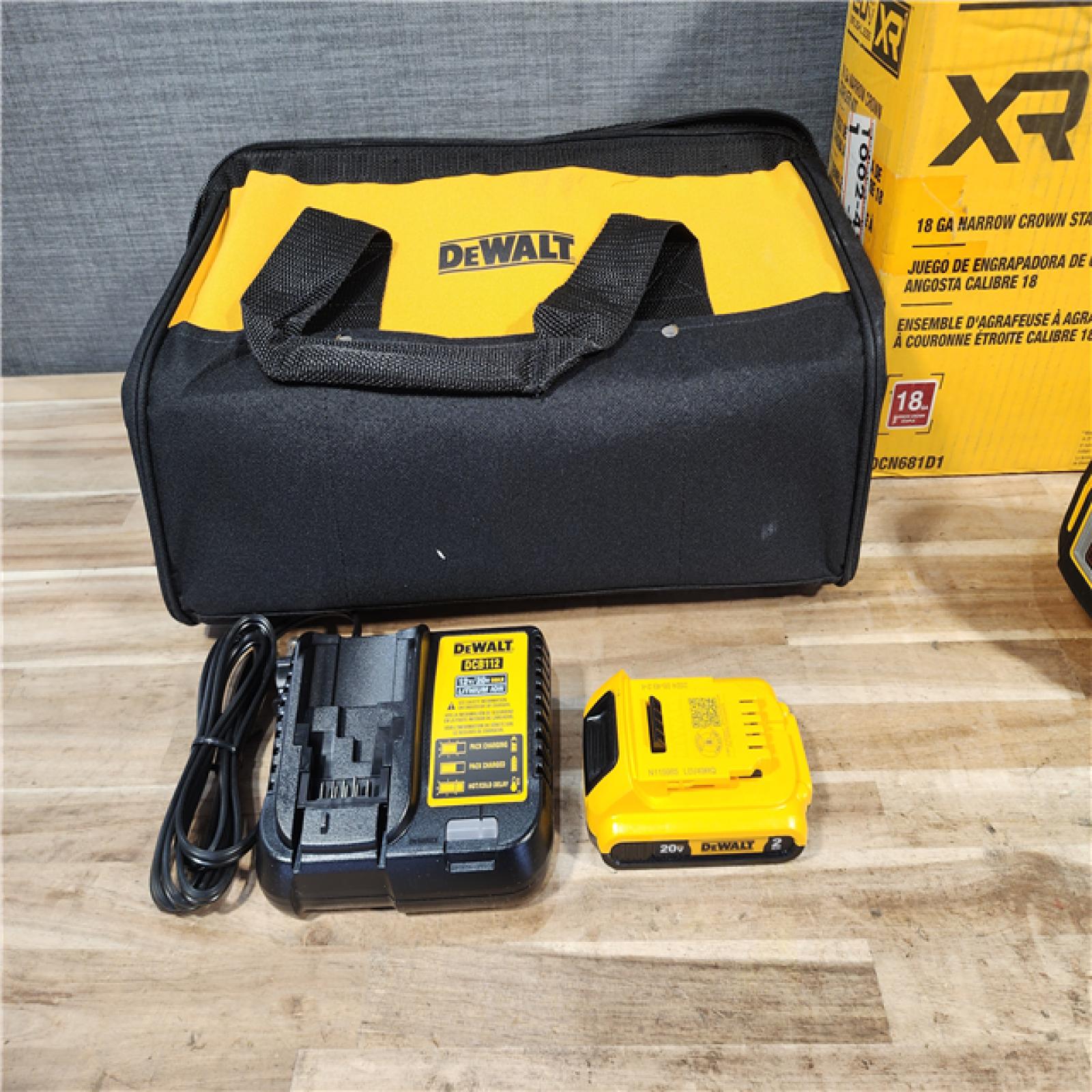 HOUSTON LOCATION - AS-IS DEWALT 20V MAX XR Lithium-Ion Cordless 18-Gauge Narrow Crown Stapler Kit