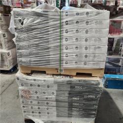 DALLAS LOCATION - Pergo XP Haley Oak 10 mm T x 7.4 in. W Water Resistant Laminate Wood Flooring (19.63 sq. ft./case)PALLET-(60 UNITS)