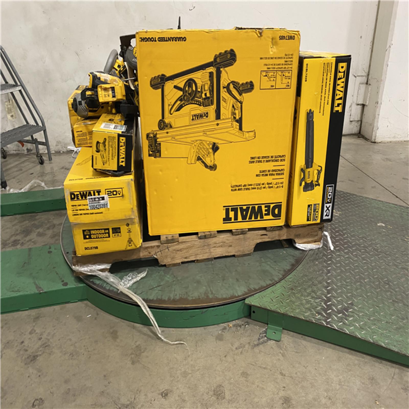 Dallas Location - As-Is DEWALT Tool Pallet