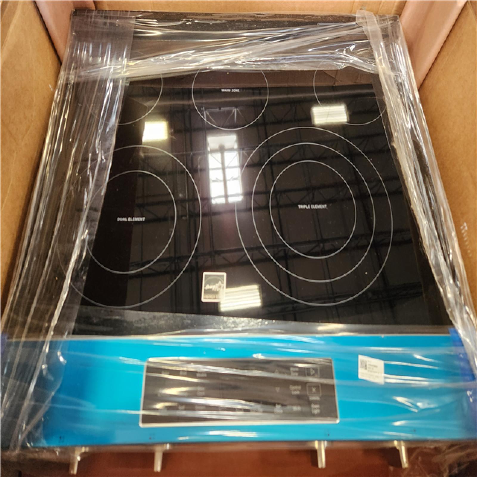 Phoenix NEW Whirlpool 30 in. 5-Burners Smart Slide-In Electric Range in Fingerprint Resistant Stainless Steel with No Preheat Air Fry