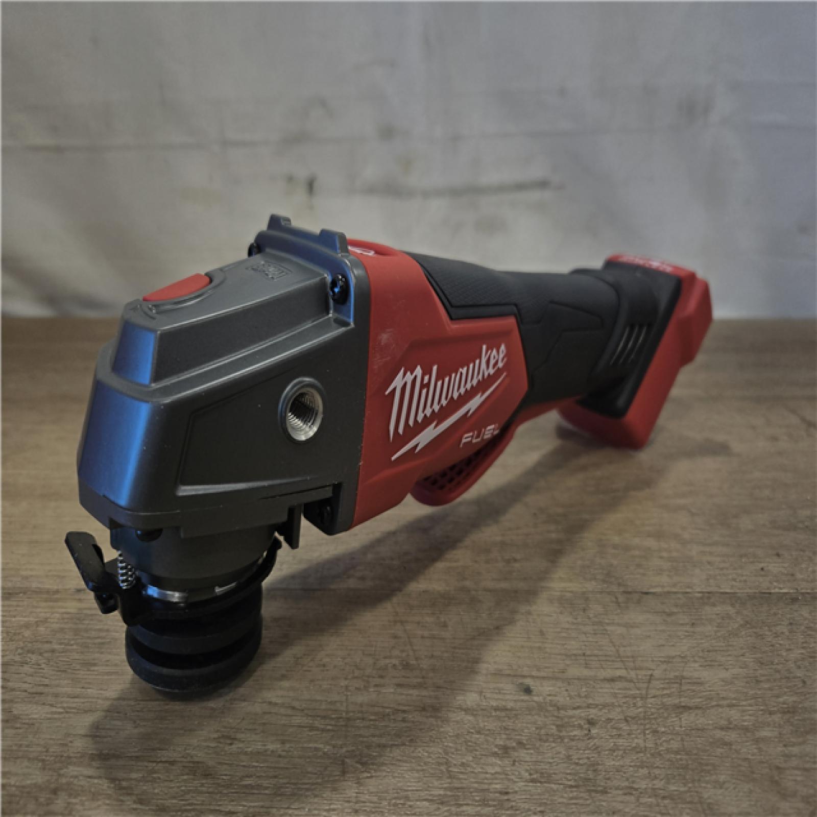 AS-IS Milwaukee FUEL 18V Cordless 4-1/2 in./5 in. Grinder (Tool-Only)