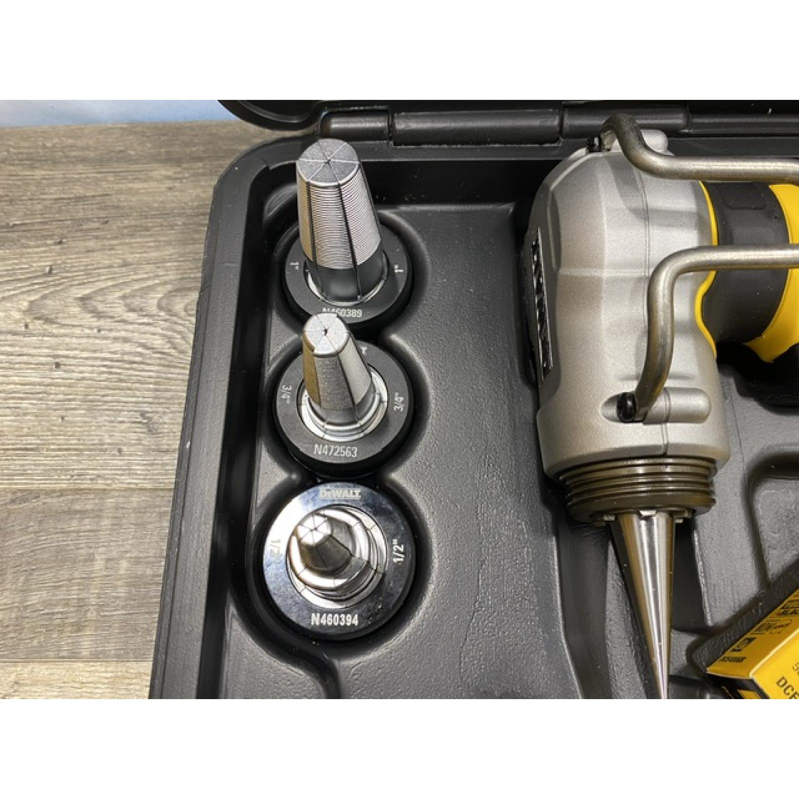 AS-IS DEWALT 20V MAX Cordless 1 in. PEX Expansion Tool Kit