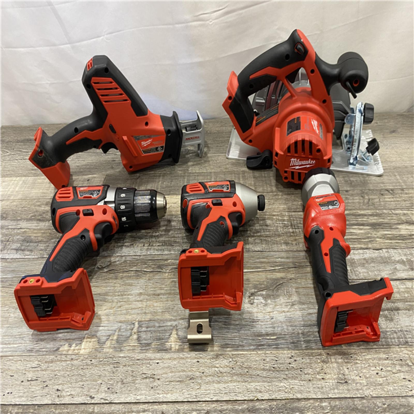 AS-IS Milwaukee 18V Lithium-Ion Cordless Combo Kit