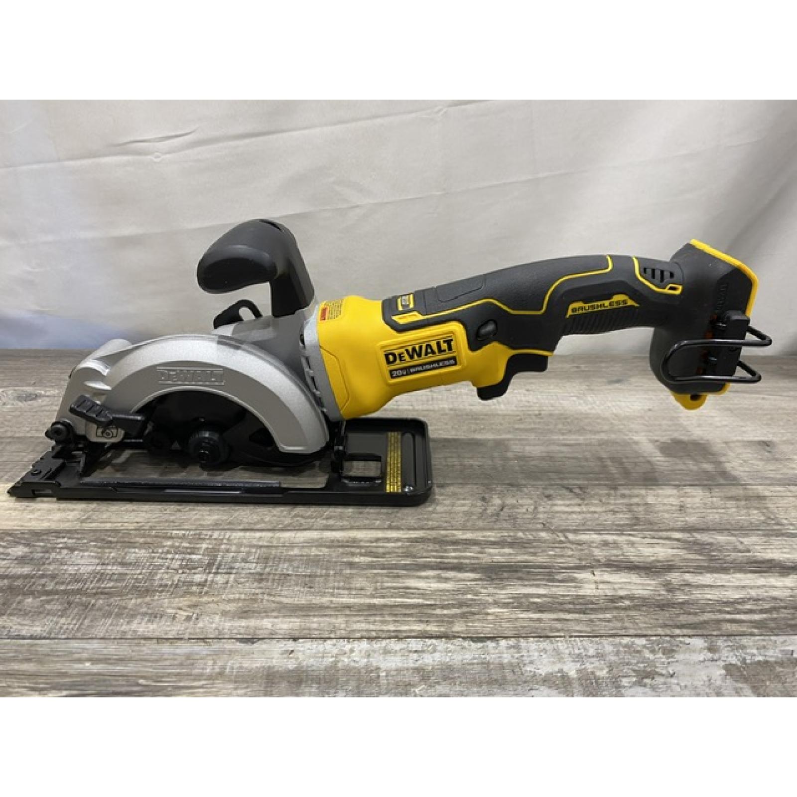 AS-IS DEWALT ATOMIC 20V MAX Cordless Brushless 4-1/2 in. Circular Saw (Tool Only)