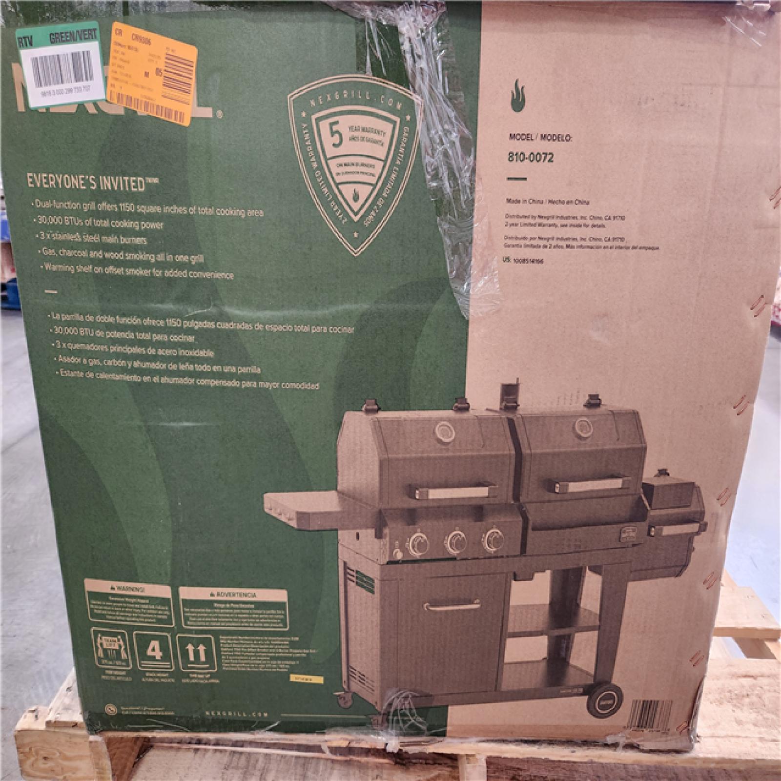 Phoenix NEW Nexgrill Oakford 1150 Pro 3-Burner Propane Gas and Offset Charcoal Smoker Combo Grill in Black