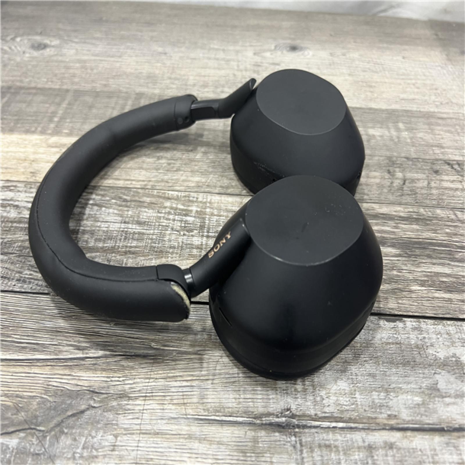 Sony WH-1000XM5 Wireless Noise-Cancelling Over-Ear Headphones
