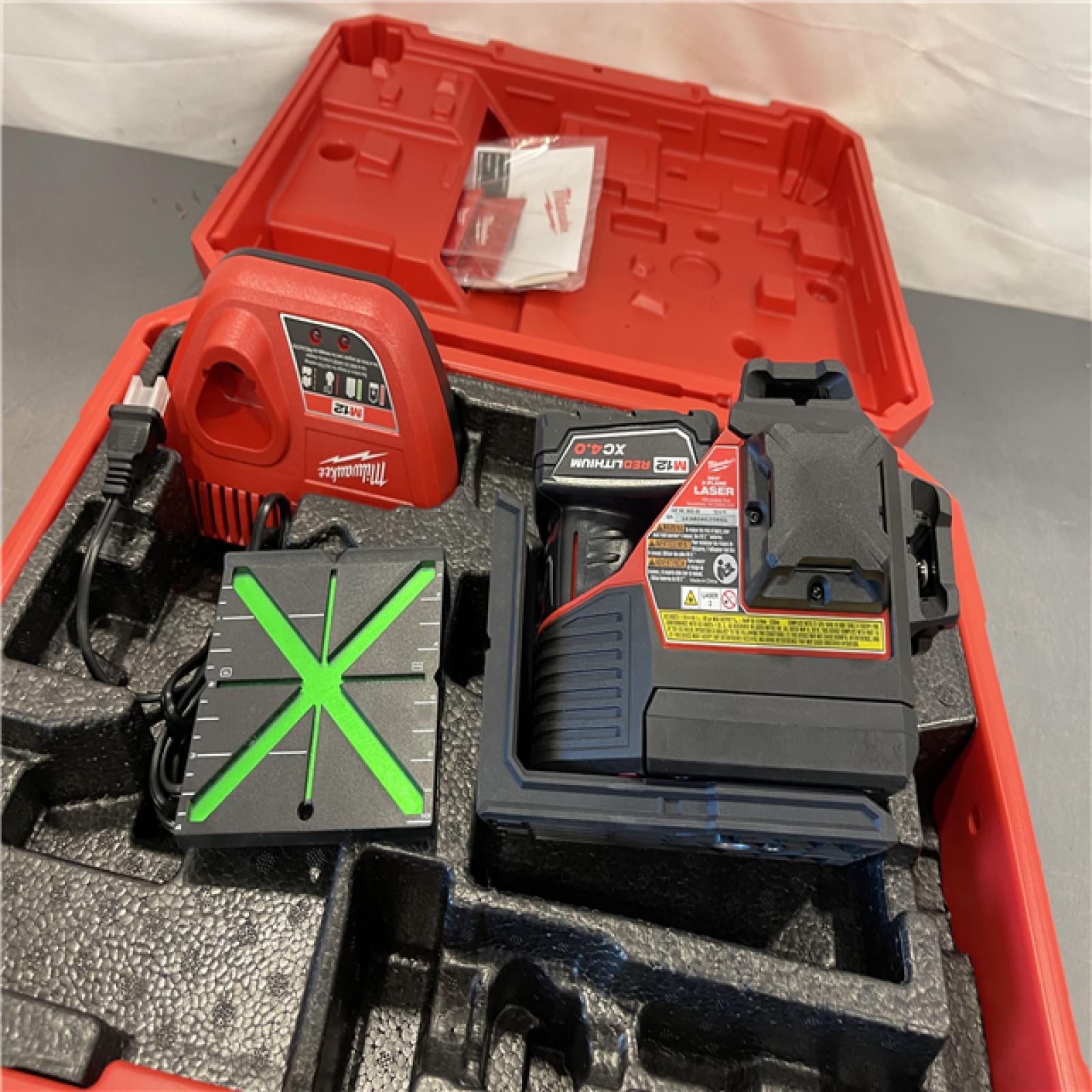 AS-IS - Milwaukee M12 12-Volt Lithium-Ion Cordless Green 250 ft. 3-Plane Laser Level Kit