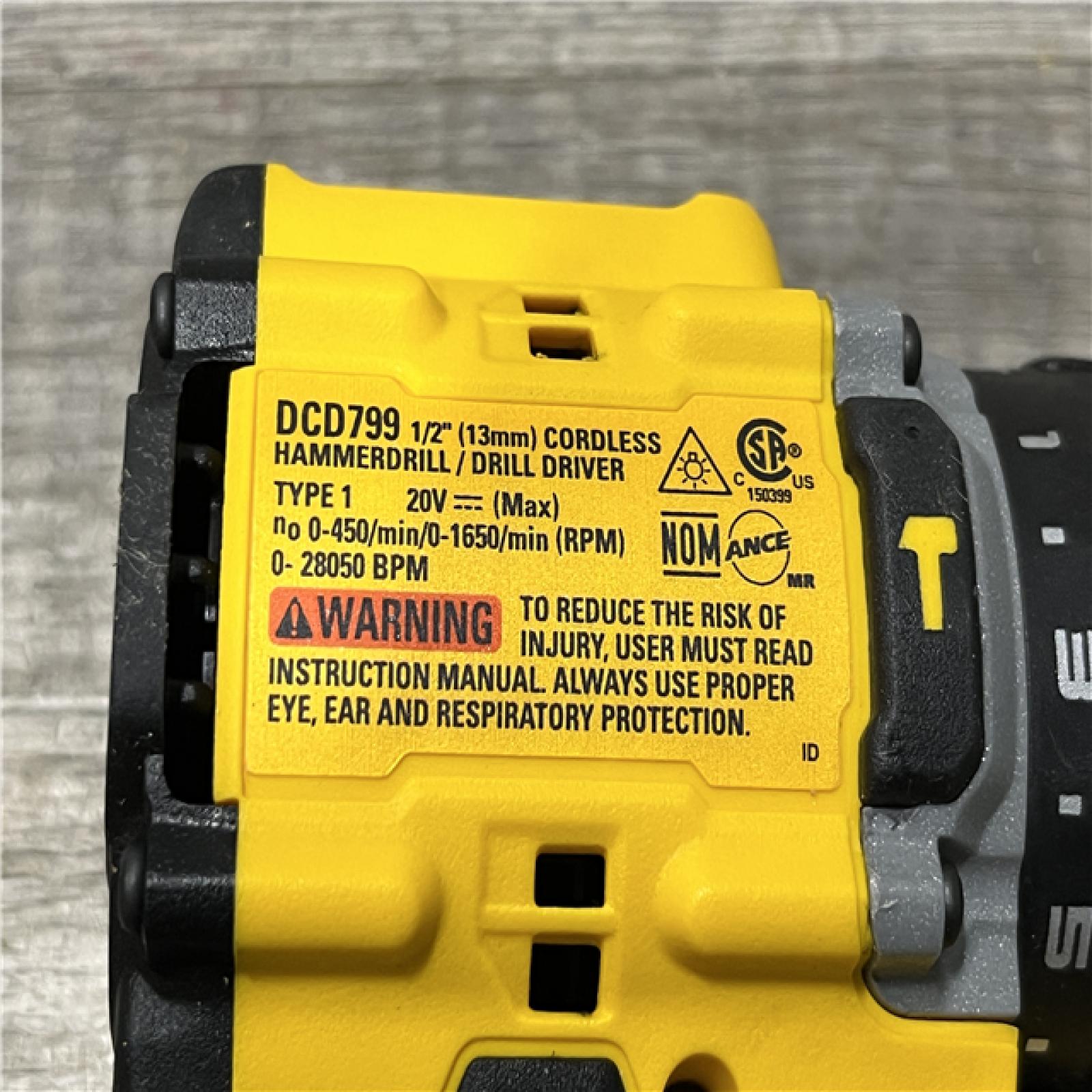 AS-IS DEWALT ATOMIC 20V Lithium-Ion Cordless 1/2 in. Hammer Drill Kit