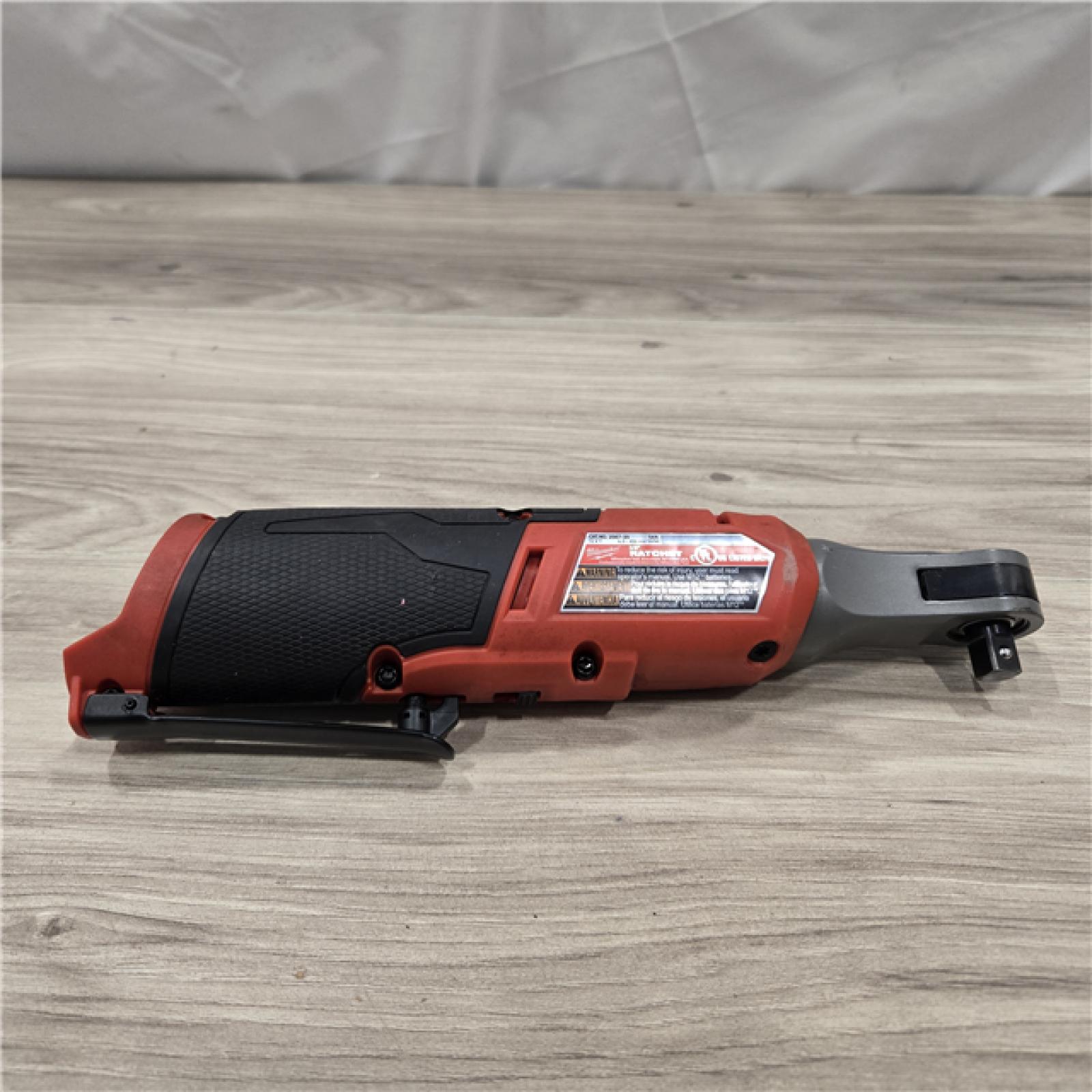 AS-IS Milwaukee M12 FUEL 3/8 High Speed Cordless Ratchet Kit