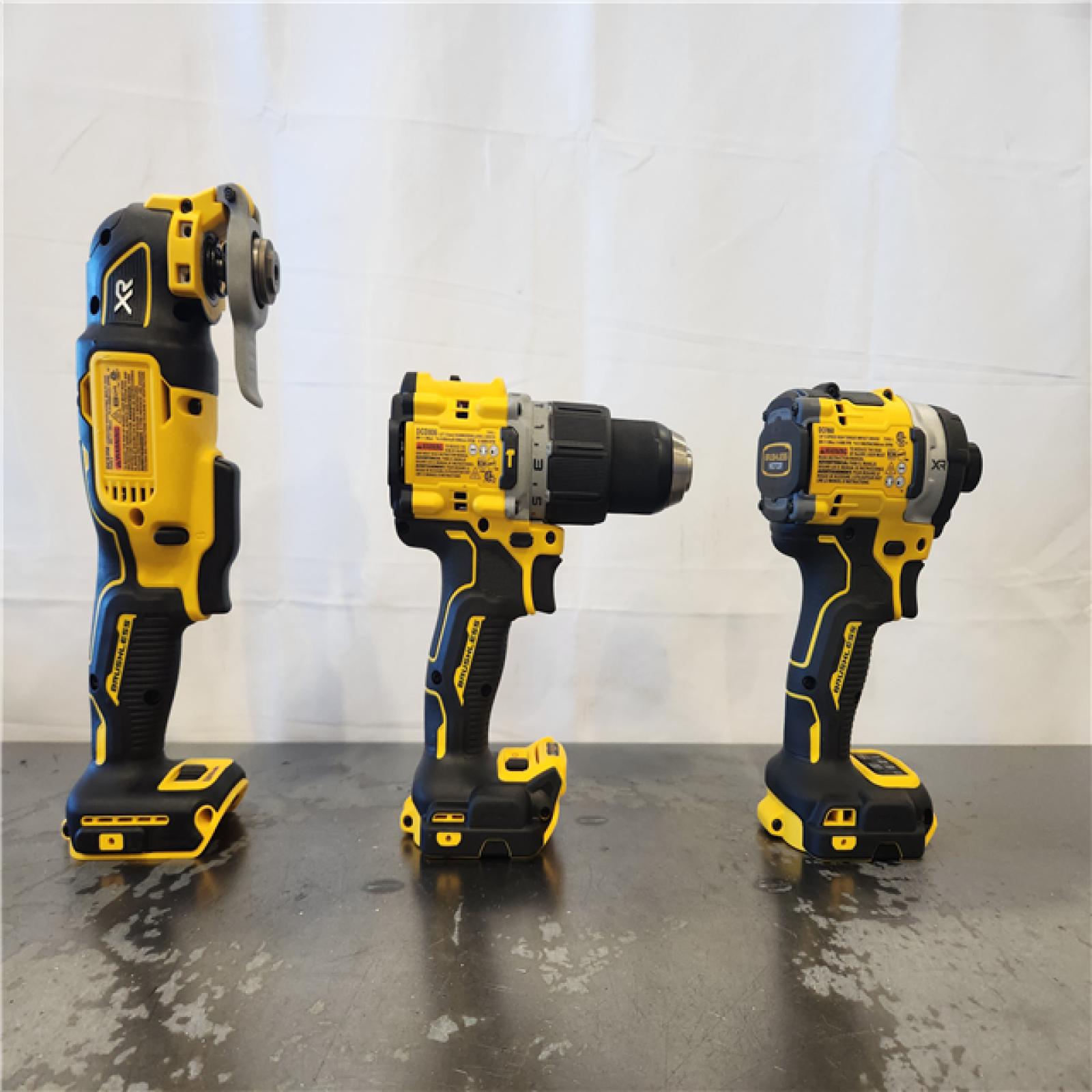 AS-IS- DEWALT 20V MAX Lithium-Ion Cordless 3-Tool Combo Kit