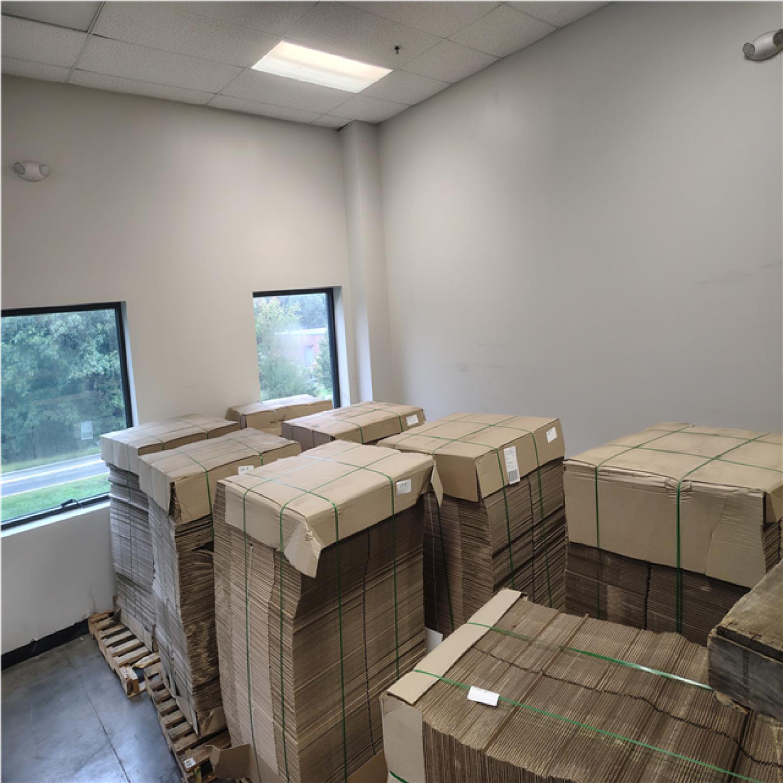Pittston HD SHIPPING BOXES (2100 units) 14 pallets