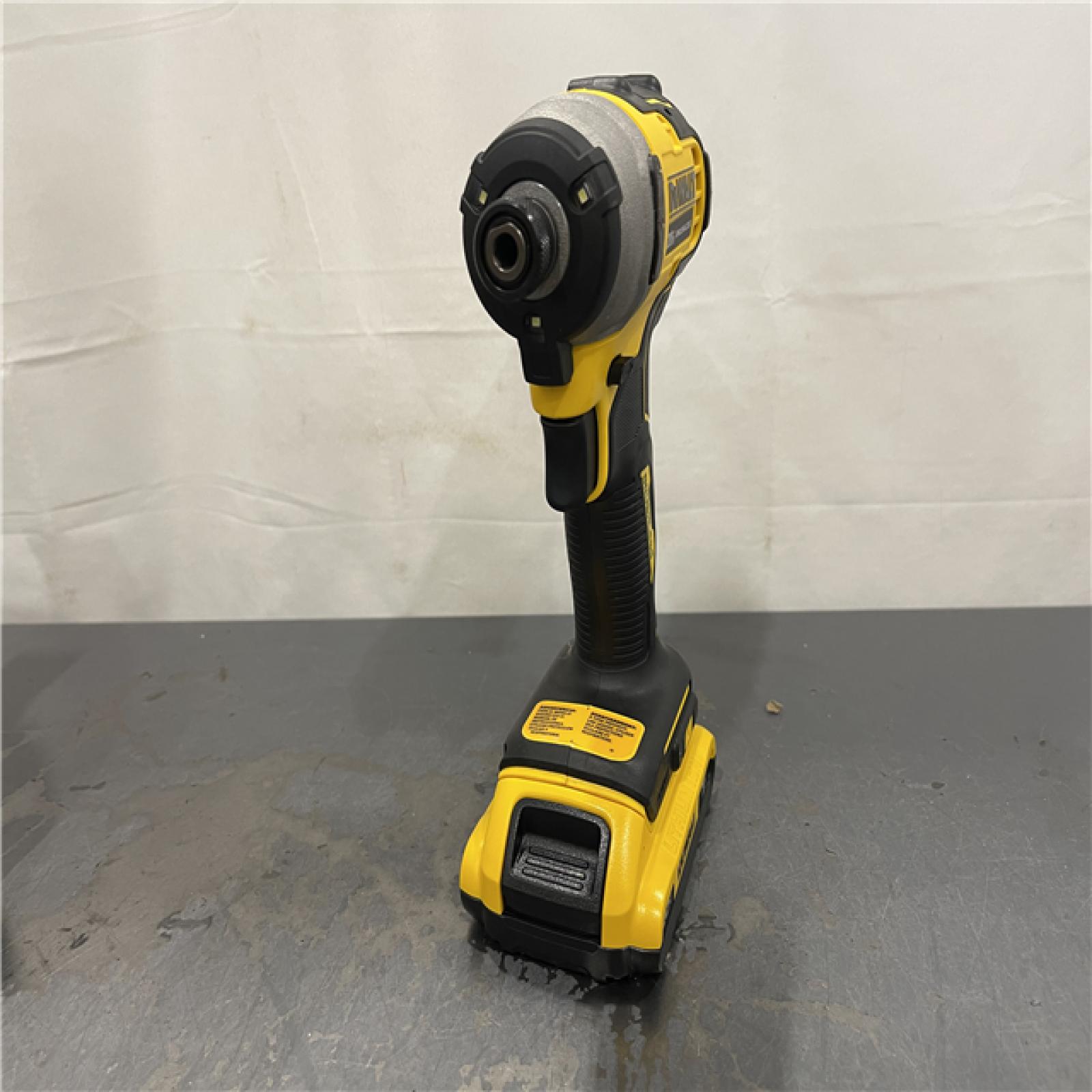 AS-IS - DeWALT ATOMIC 20V Max Lithium-Ion Brushless Cordless Compact 1/4 in. Impact Driver Kit