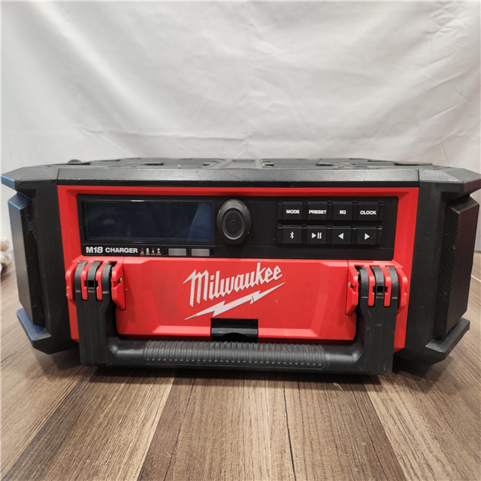 AS-IS- Milwaukee18V M18 PACKOUT Lithium-Ion Cordless Radio + Charger (Tool Only)