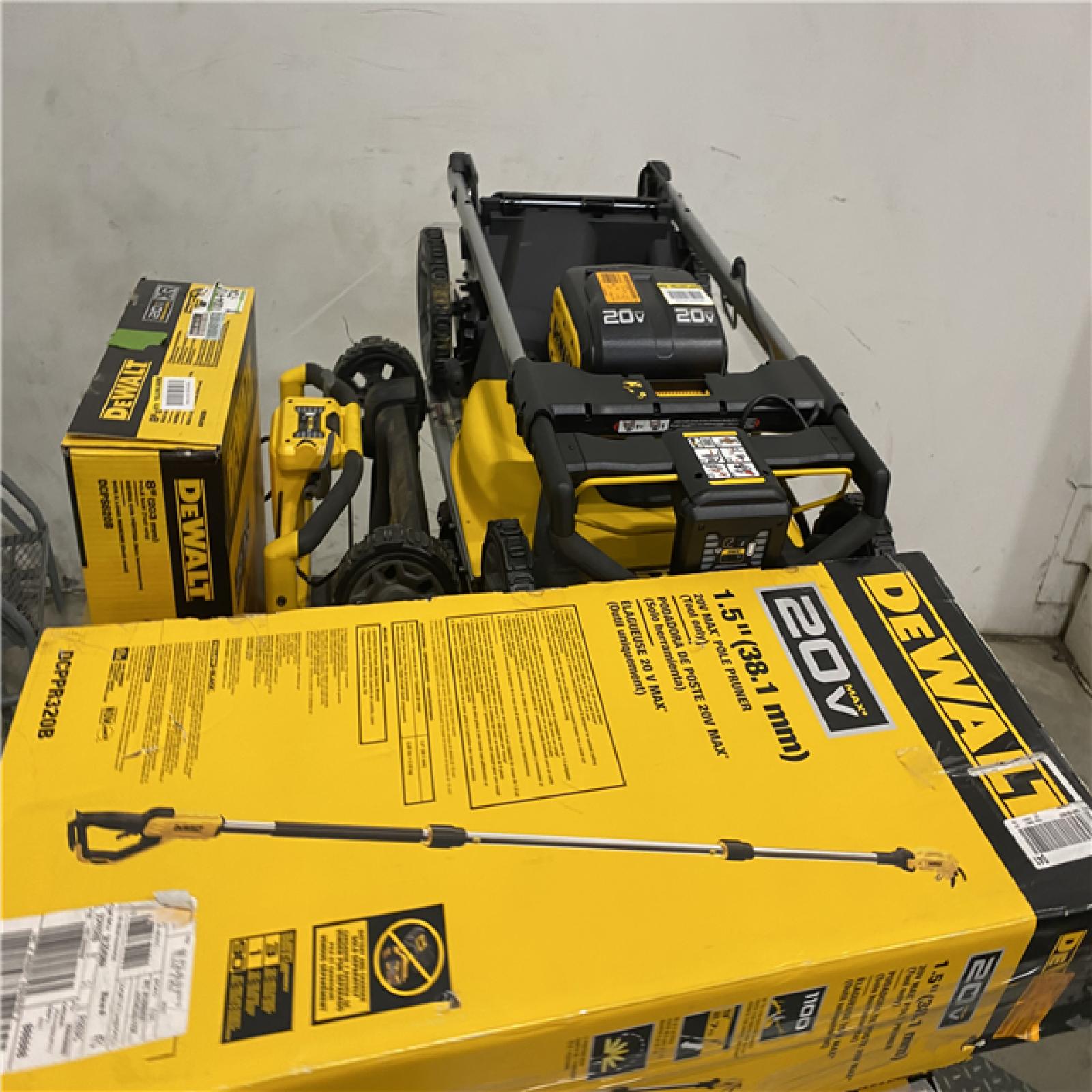 Dallas Location - As-Is DEWALT Tool Pallet