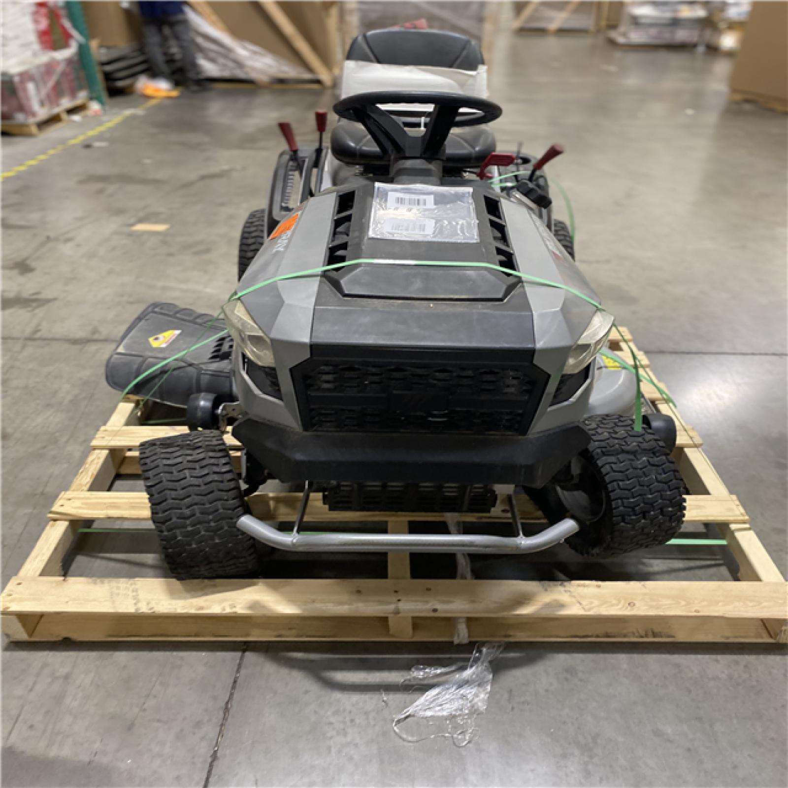 Dallas Location - As-Is Murray MT100 42 Riding Lawn Tractor