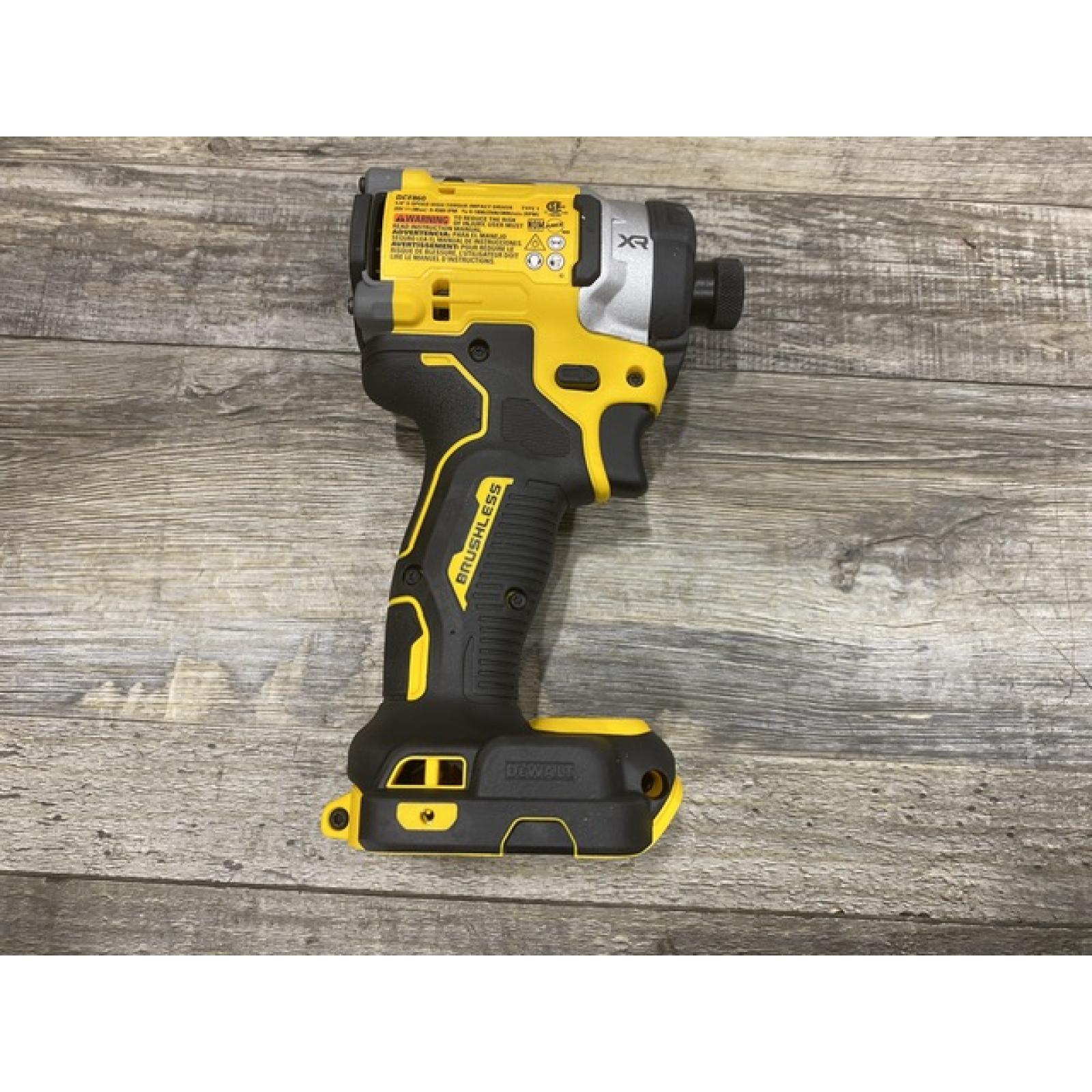 AS-IS DEWALT 20V XR Lithium-Ion Cordless Hammer Drill Kit