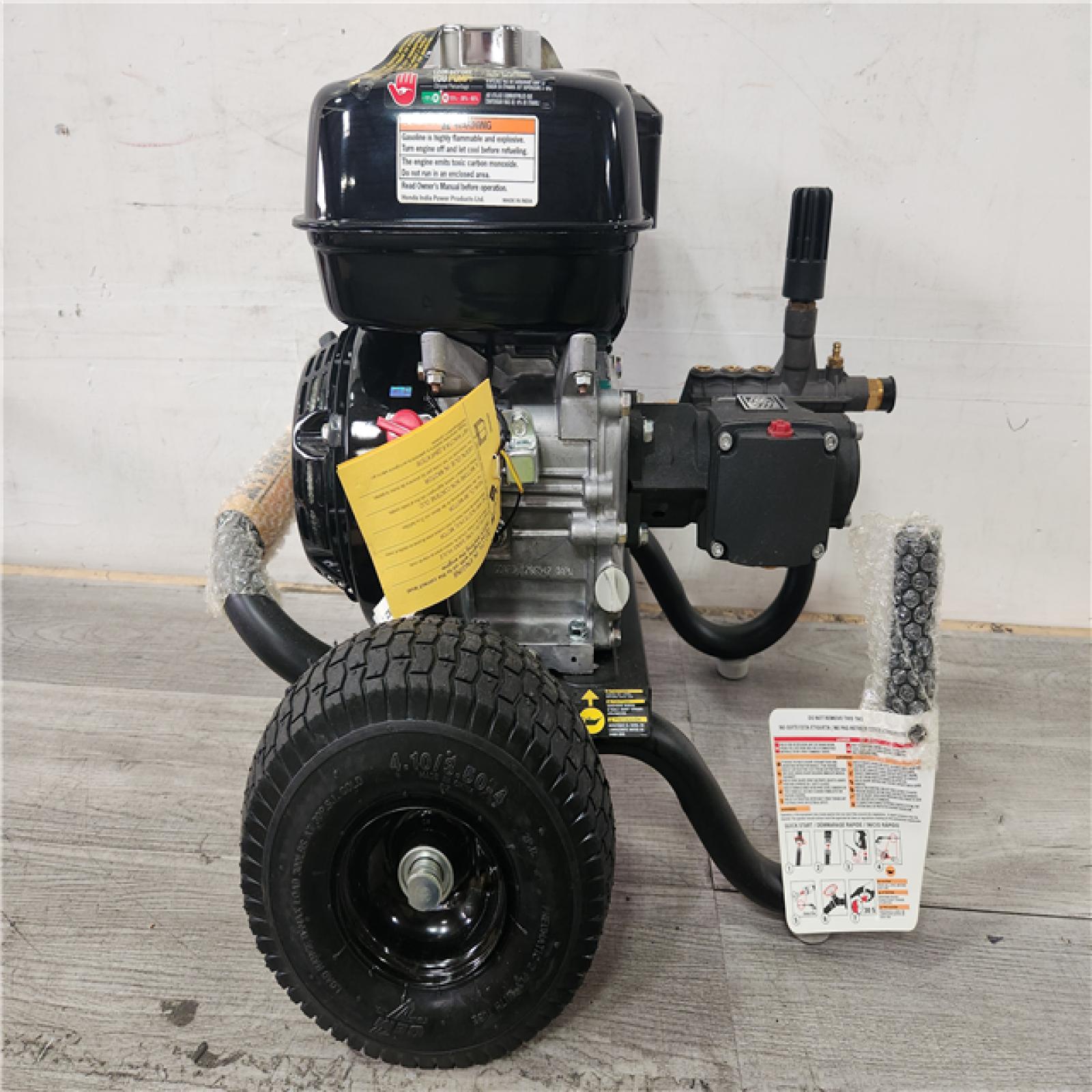 Phoenix Location DEWALT 3600 PSI 2.5 GPM Cold Water Gas Professional Pressure Washer with HONDA GX200 Engine
