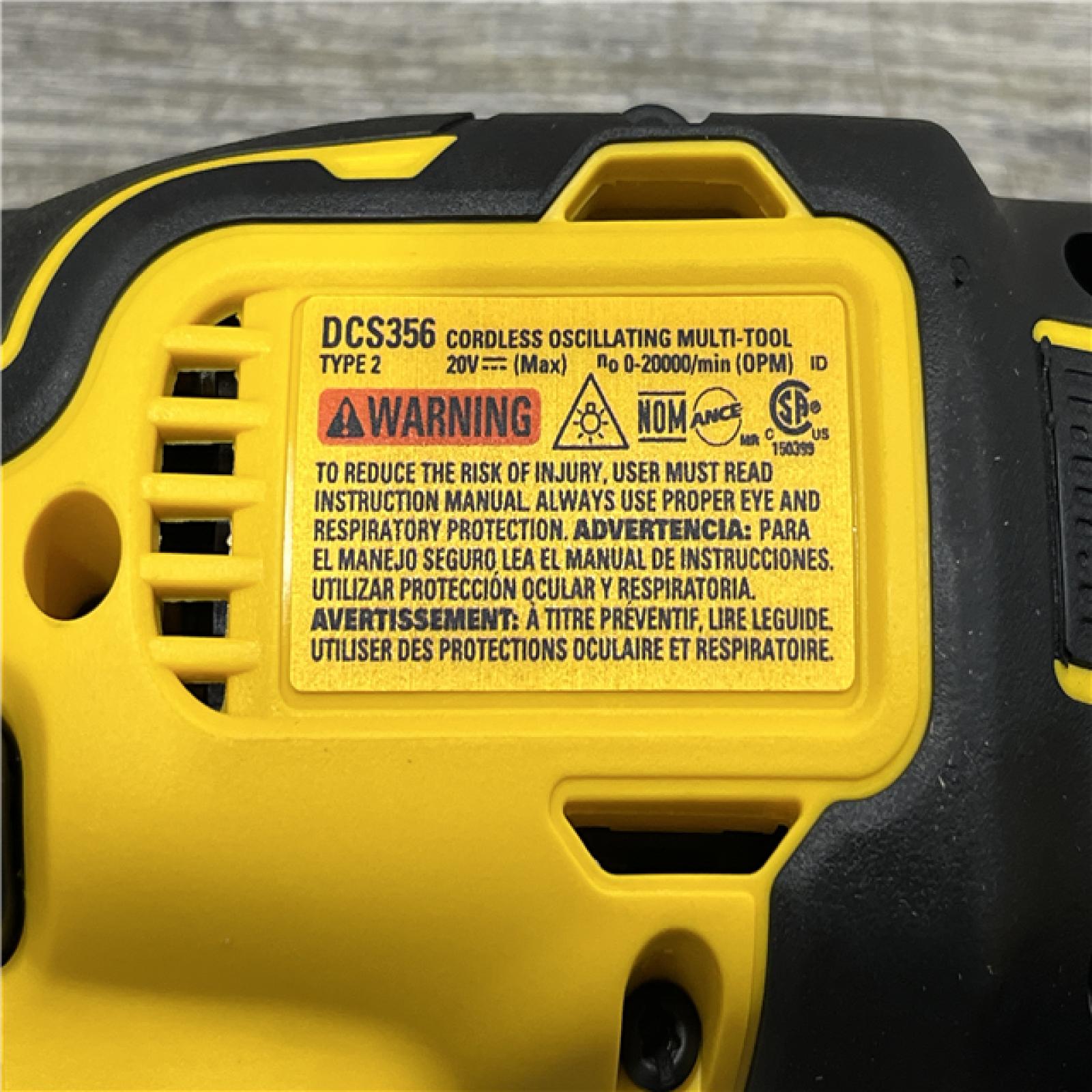 AS-IS DEWALT 20V MAX XR Cordless Brushless 3-Speed Oscillating Multi Tool Kit