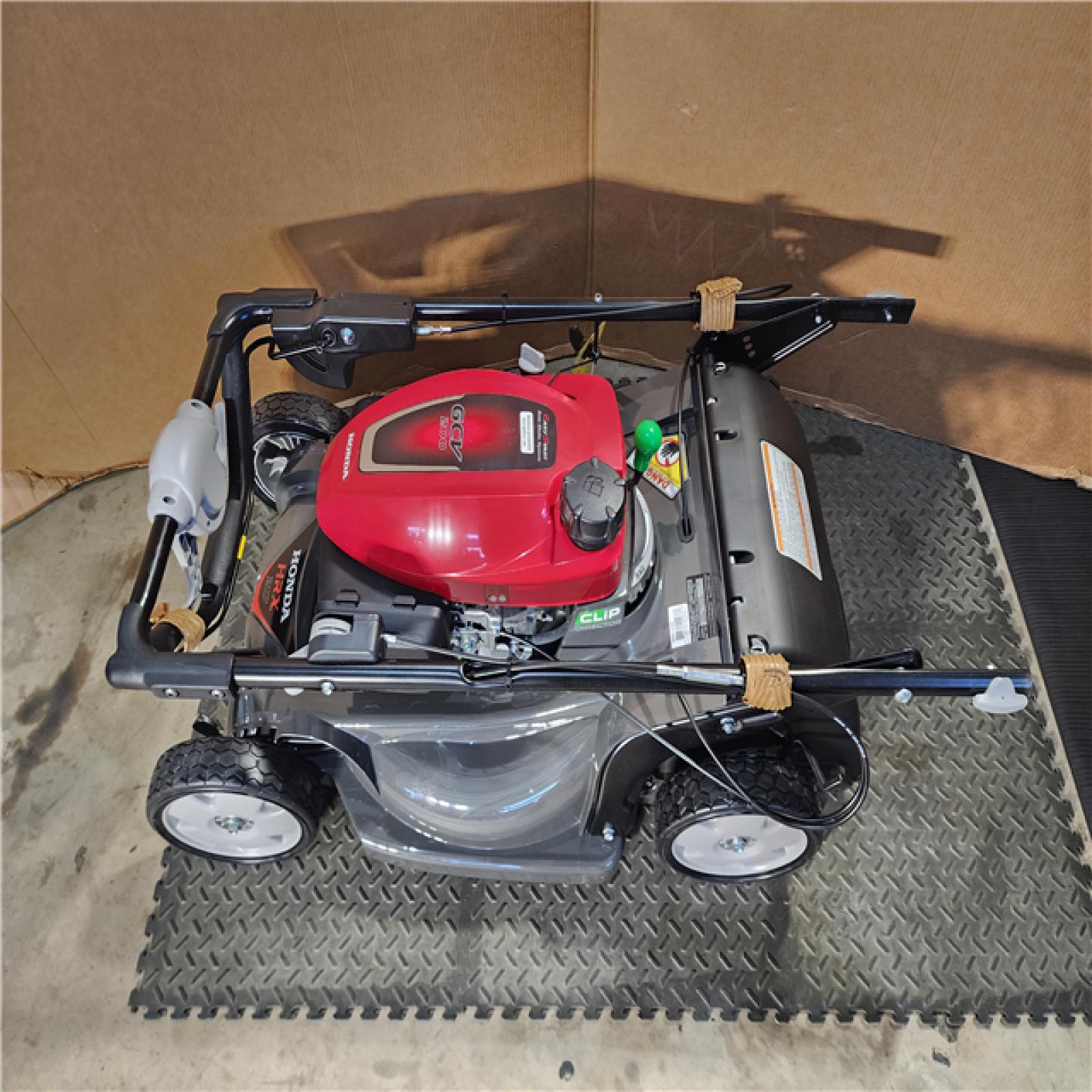 HOUSTON LOCATION - AS-IS HONDA 21 in. Gas Walk Behind Self Propelled Lawn Mower with Blade Stop System