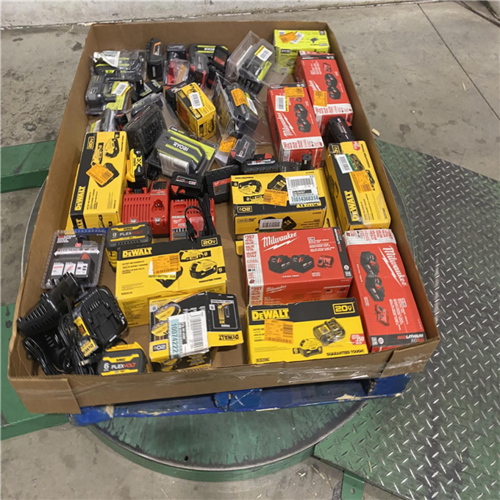 Dallas Location - As-Is Battery Tool Pallet