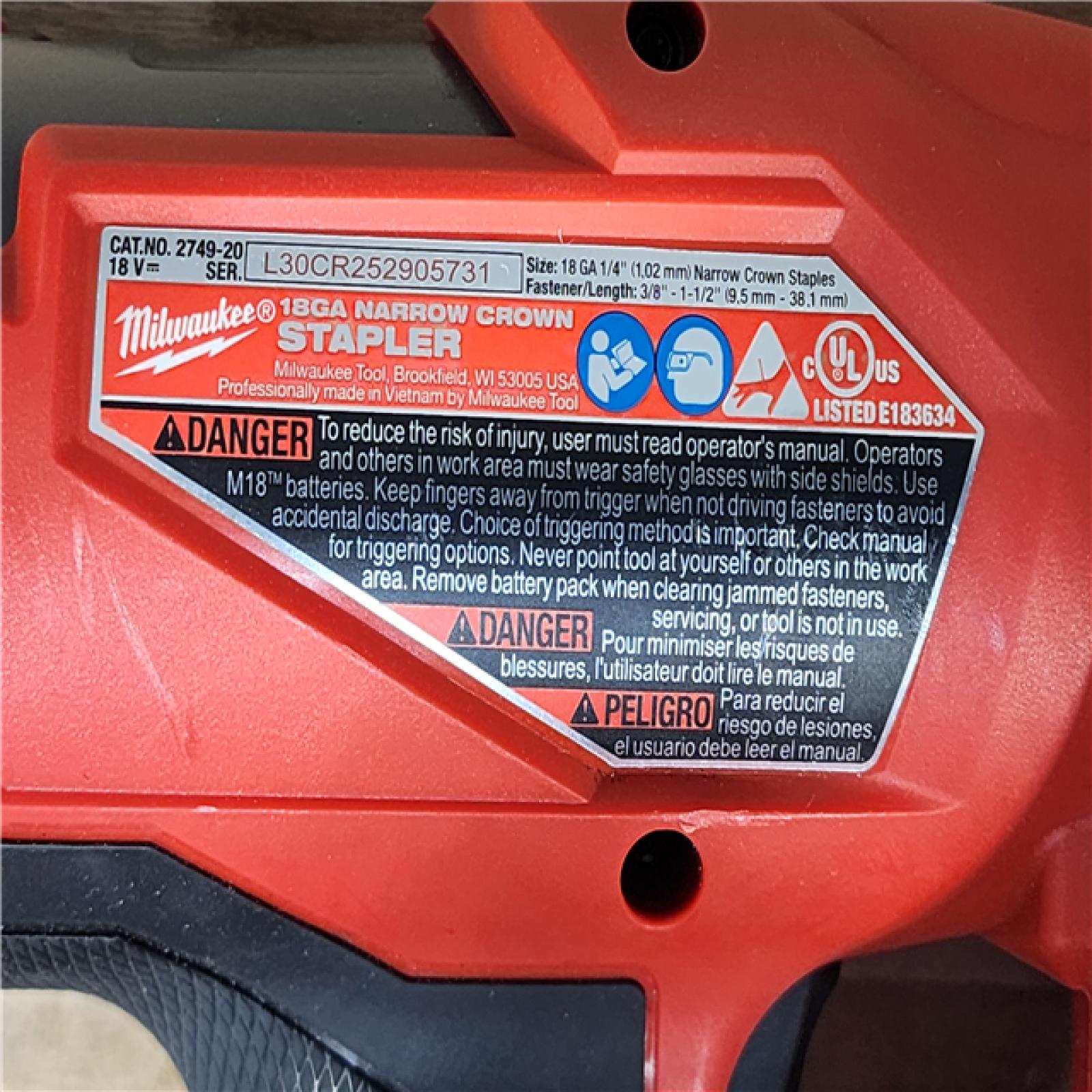 HOUSTON LOCATION - AS-IS Milwaukee FUEL 18-Volt Lithium-Ion Brushless Cordless 18-Gauge 1/4 in. Narrow Crown Stapler (Tool-Only)