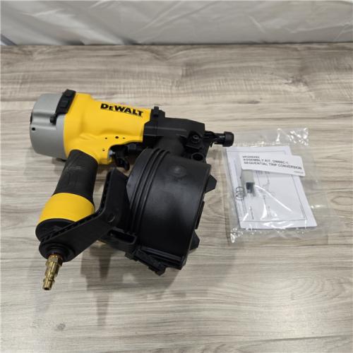 LIKE NEW! - DEWALT DW66C-1 Coil Siding and Fencing Nailer
