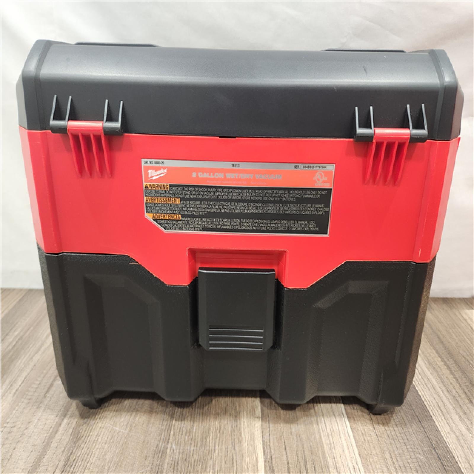 AS-IS- Milwaukee M18 Vacuum 2Gal Hose Access (Tool-Only)