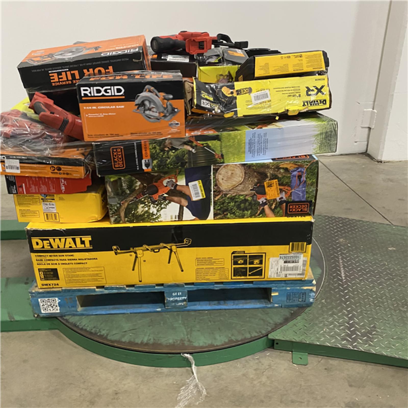 Dallas Location - As-Is Tool Pallet