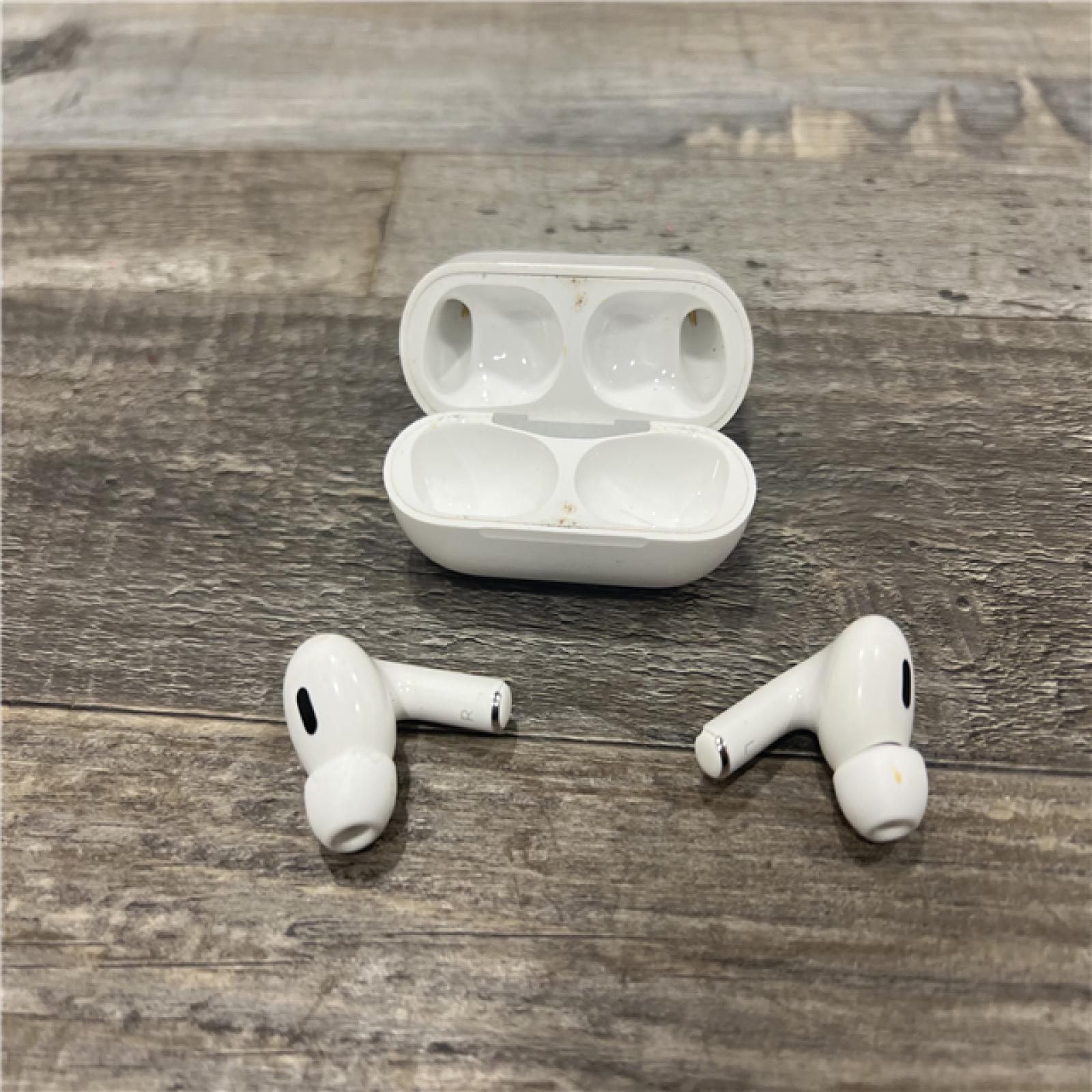 AS-IS AirPods (3rd Generation) with Lightning Charging Case