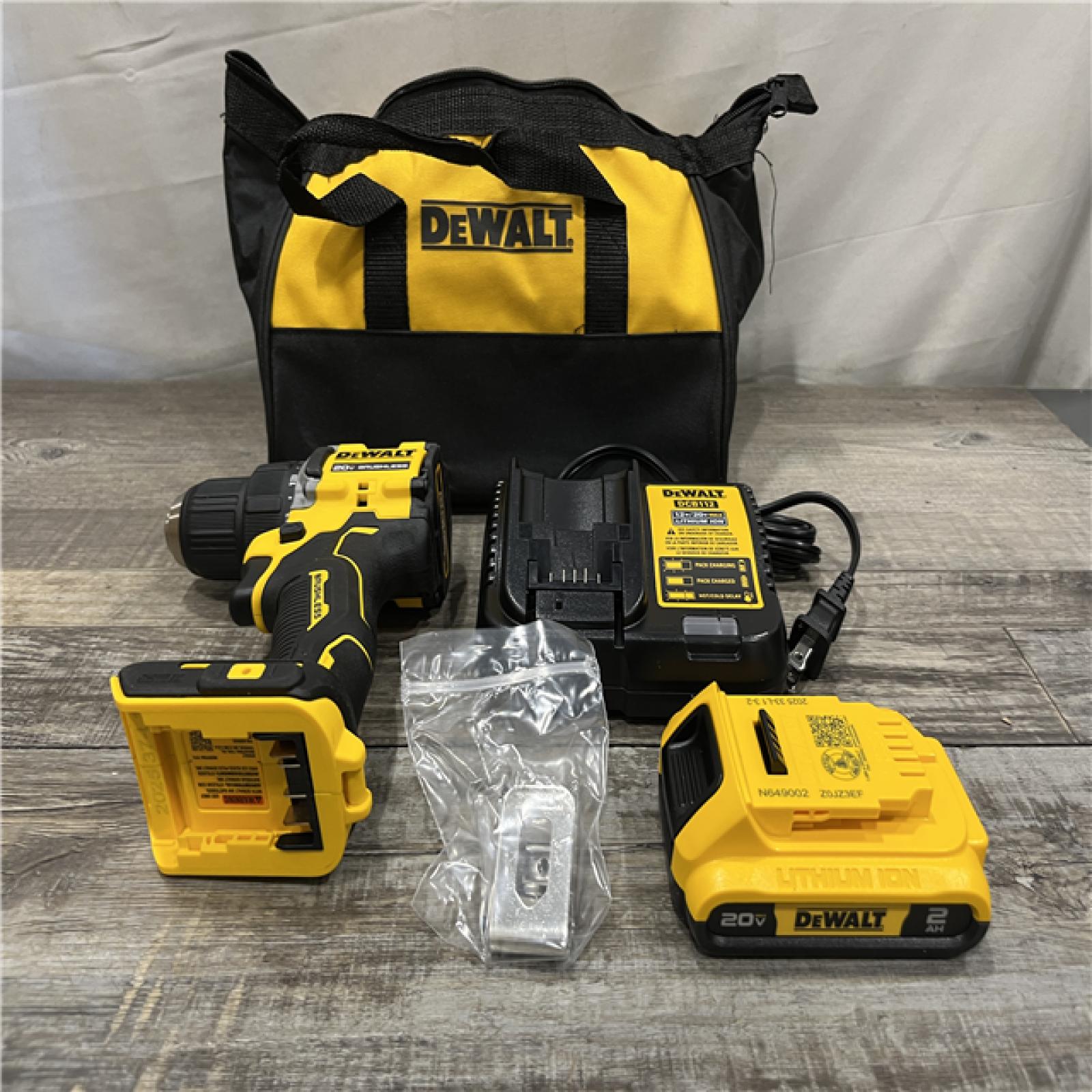AS-IS DEWALT Atomic 20V Lithium-Ion Cordless Compact 1/2 in. Drill/Driver Kit