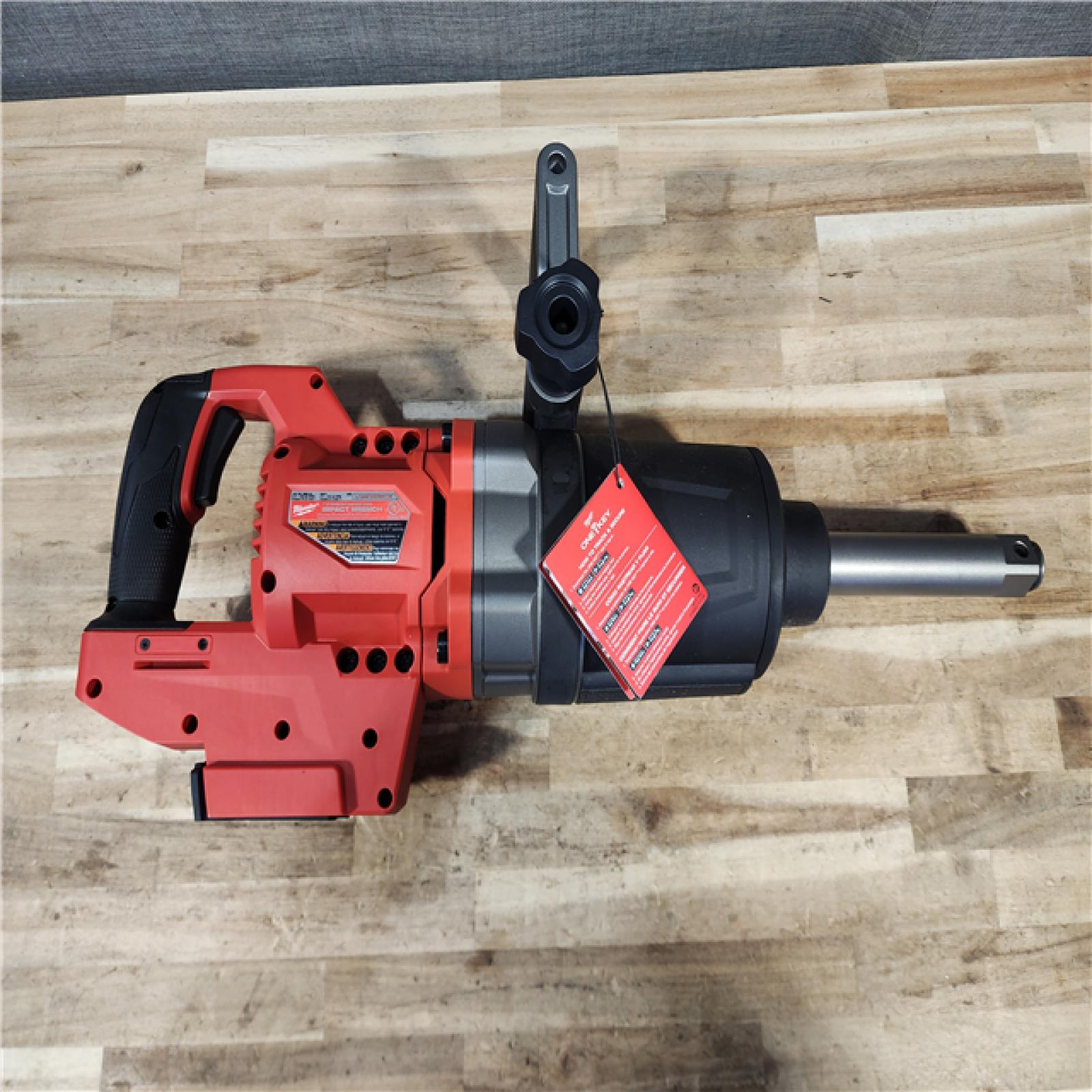 HOUSTON LOCATION - AS-IS Milwaukee FUEL 18V Lithium-Ion Brushless Cordless 1 in. Impact Wrench Extended Reach D-Handle W/ CHARGER