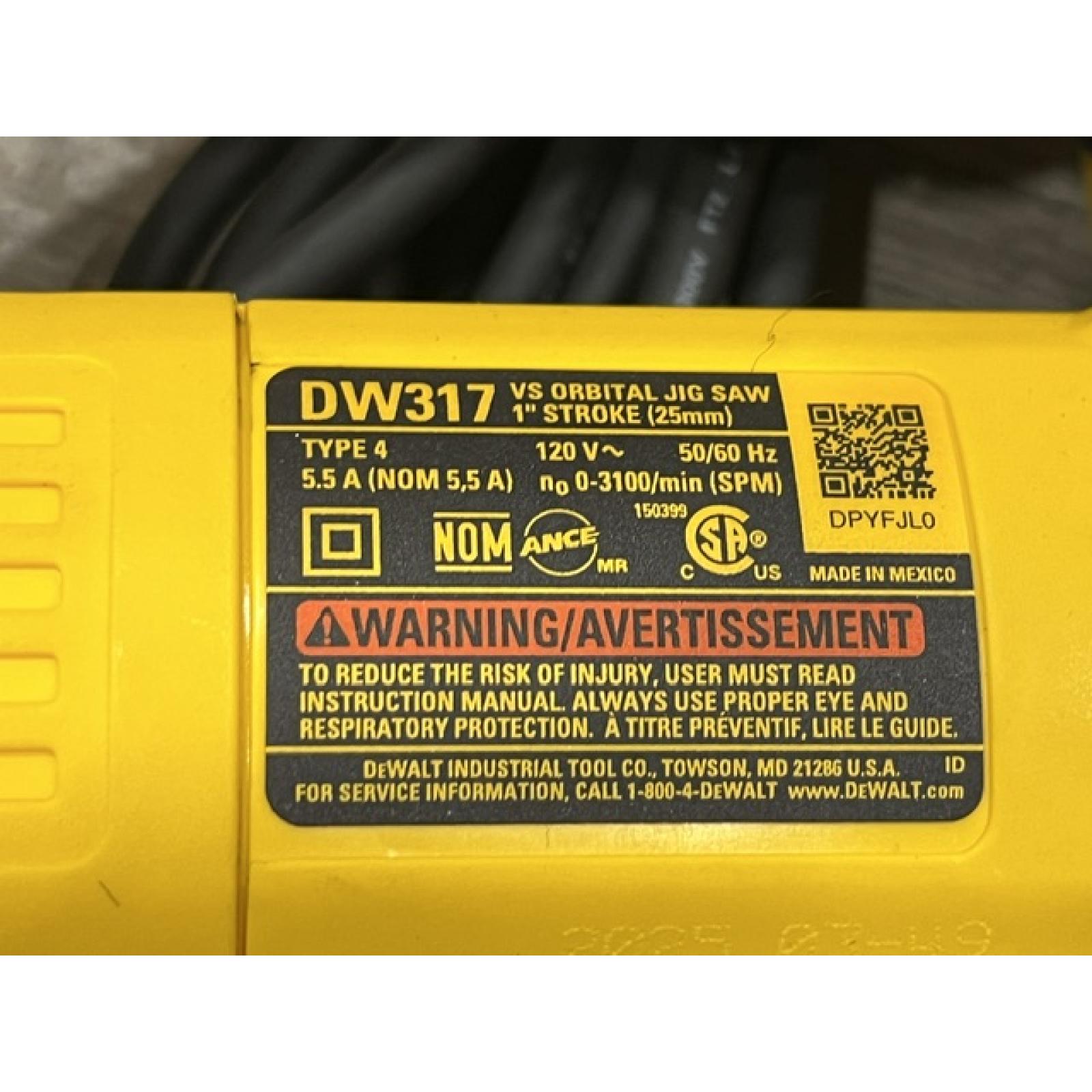 AS-IS DEWALT 5.5 Amp Corded Variable Speed Jig Saw With Bag