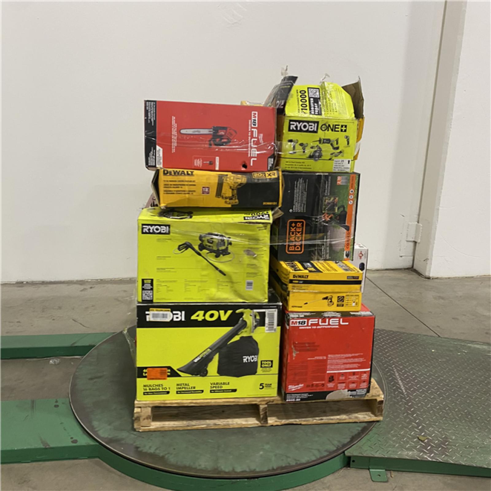 Dallas Location - As-Is Tool Pallet