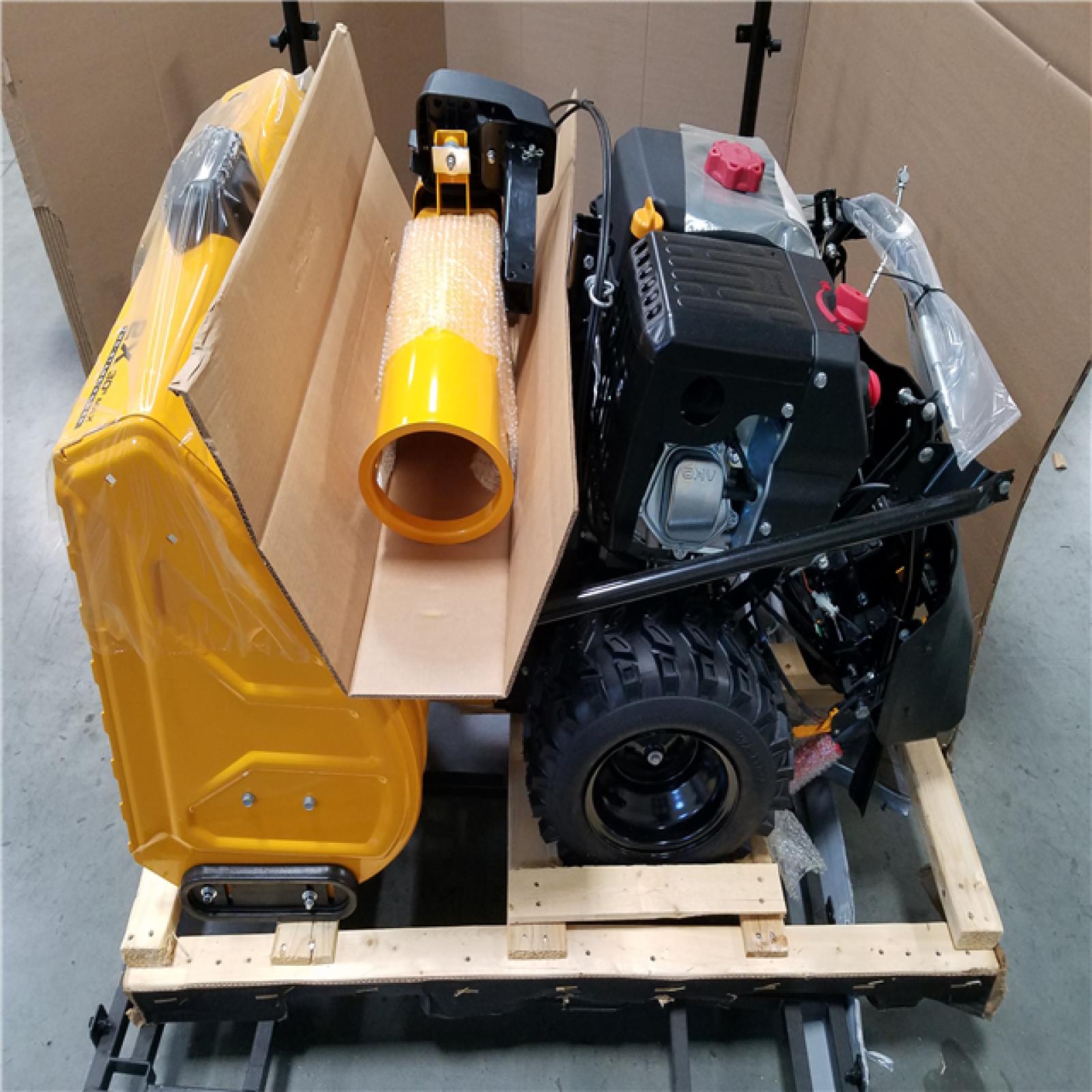 CALIFORNIA AS-IS CUB CADET 2X 30MAX TWO-STAGE POWER
