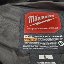 AS-IS Milwaukee Black Large M12 Heated Axis Vest Kit