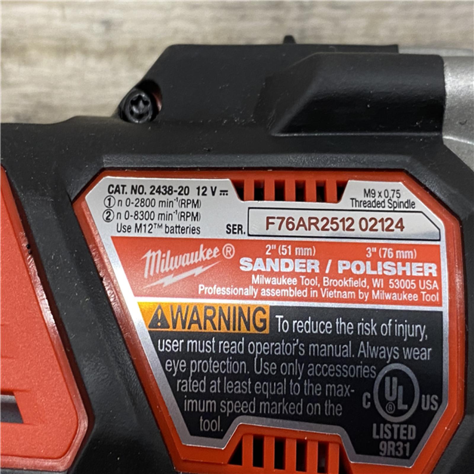 AS-IS Milwaukee 12V Lithium-Ion Cordless Variable Speed Polisher/Sander Kit