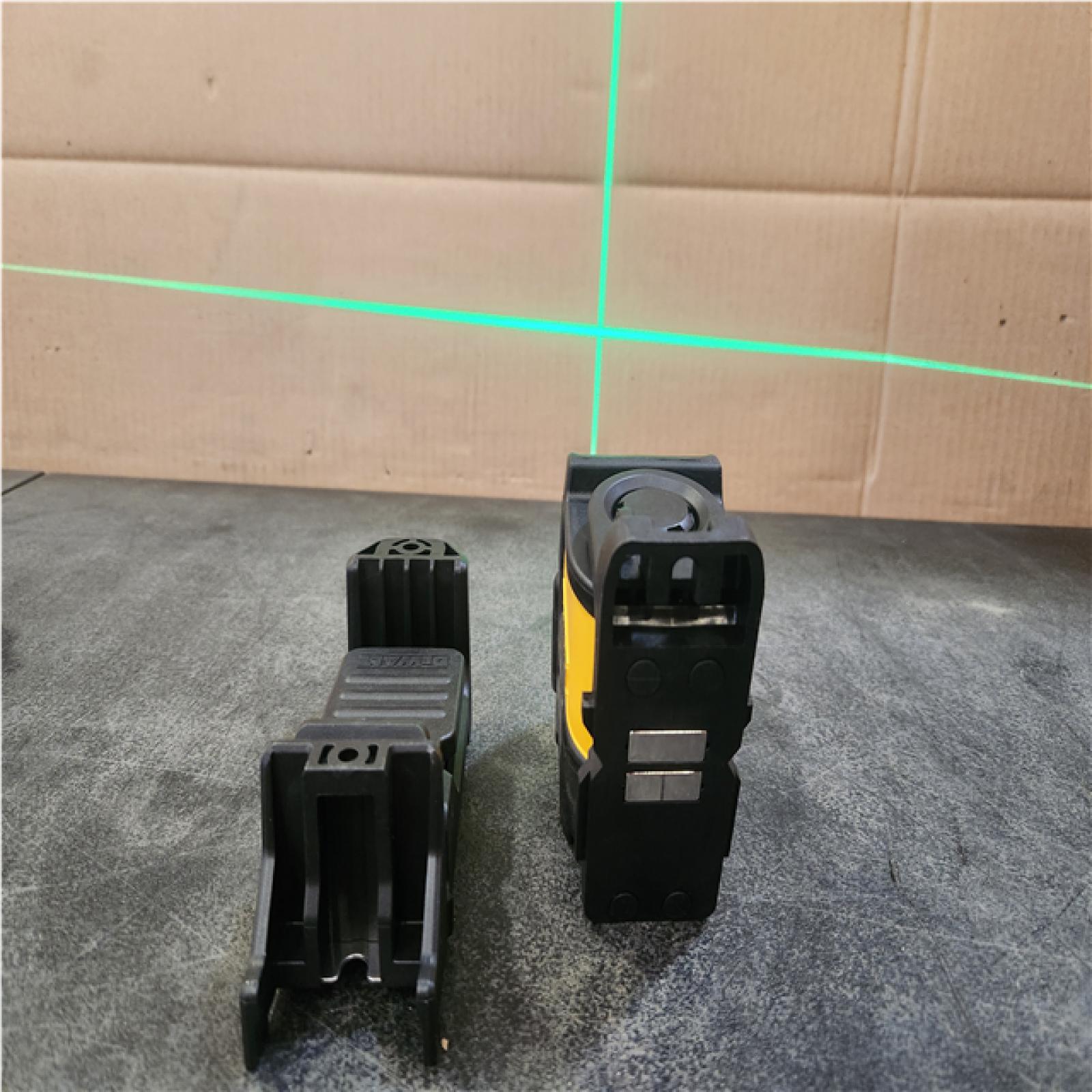 Phoenix NEW DEWALT 100 ft. Green Self-Leveling Cross Line Laser Level with (3) AA Batteries & Case (Powers On)