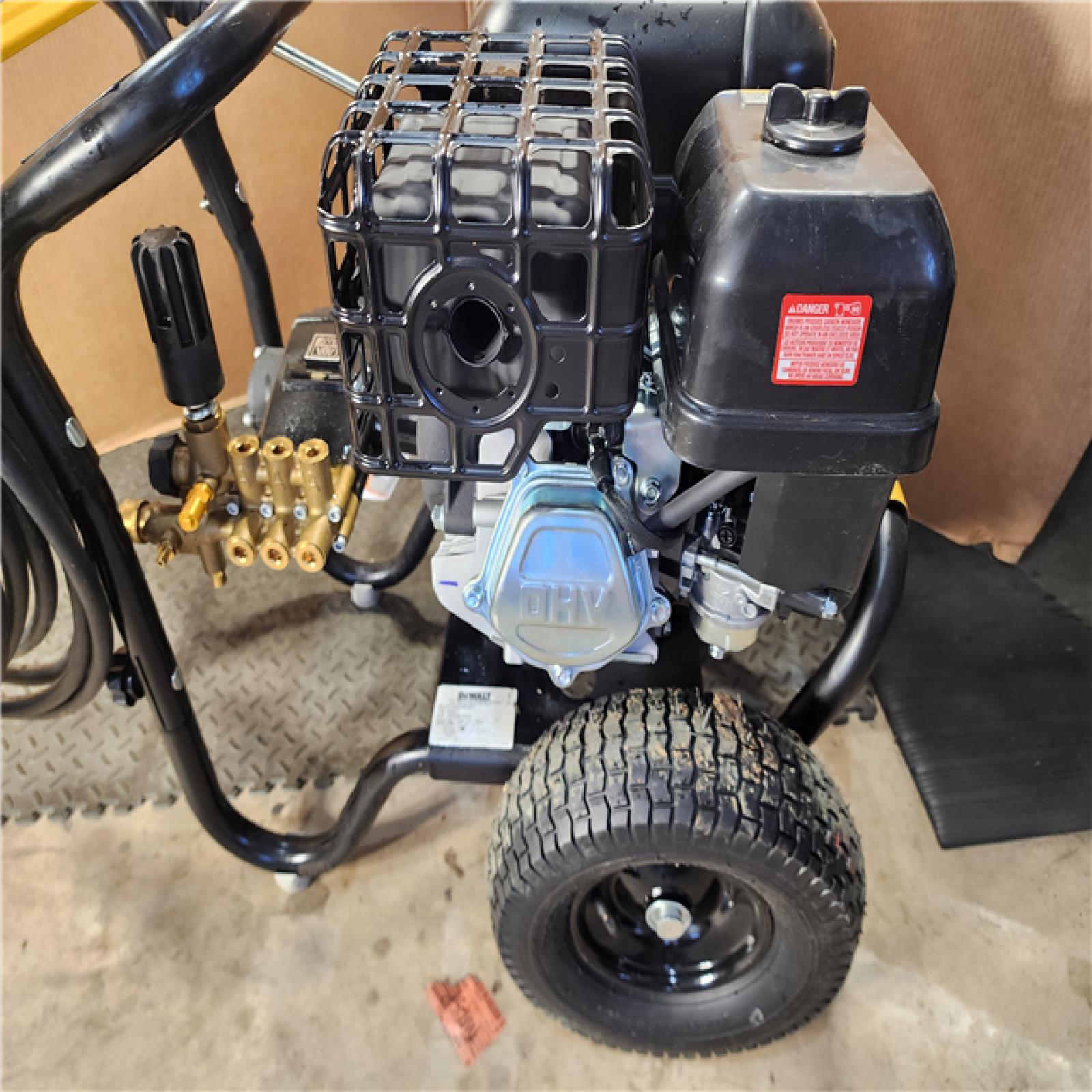 HOUSTON LOCATION - AS-IS 4400 PSI 4.0 GPM Cold Water Gas Pressure Washer