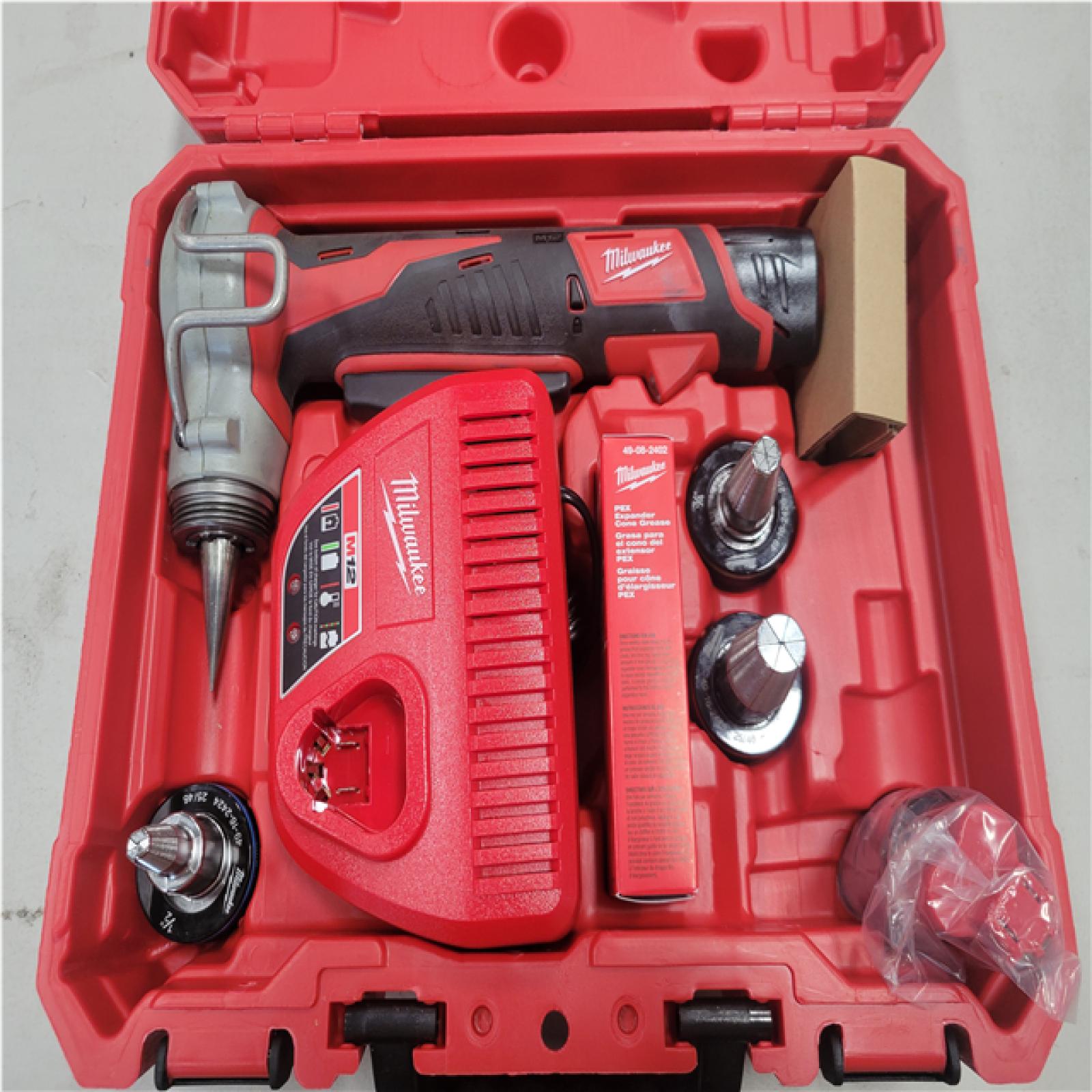 CALIFORNIA AS-IS MILWAUKEE M12 PEX EXPANDER KIT